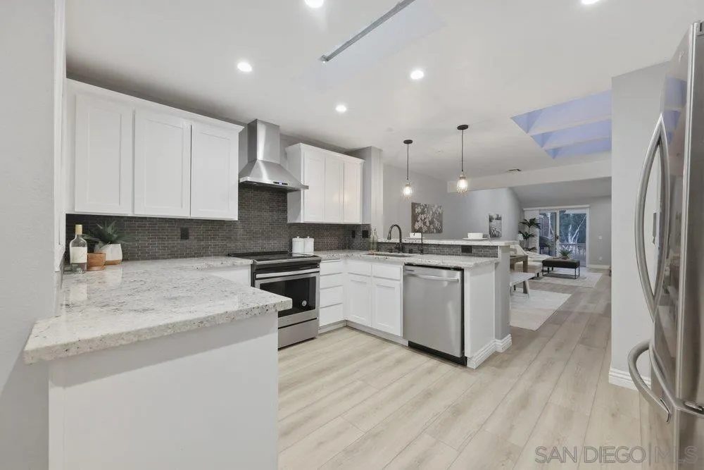 https://cdn.realtyfeed.com/cdn/127/260015716/254de1cdb3a4d519e03007201b6dae9e.webp
