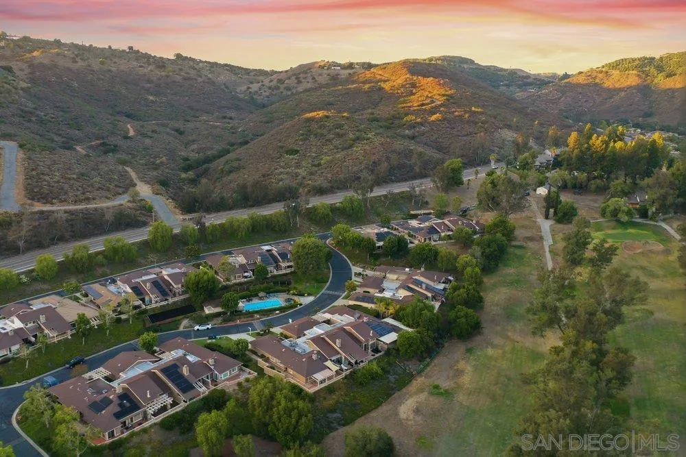 8635 Circle R Valley, Escondido, CA 92026 - Photo 2 of 42, Escondido, CA