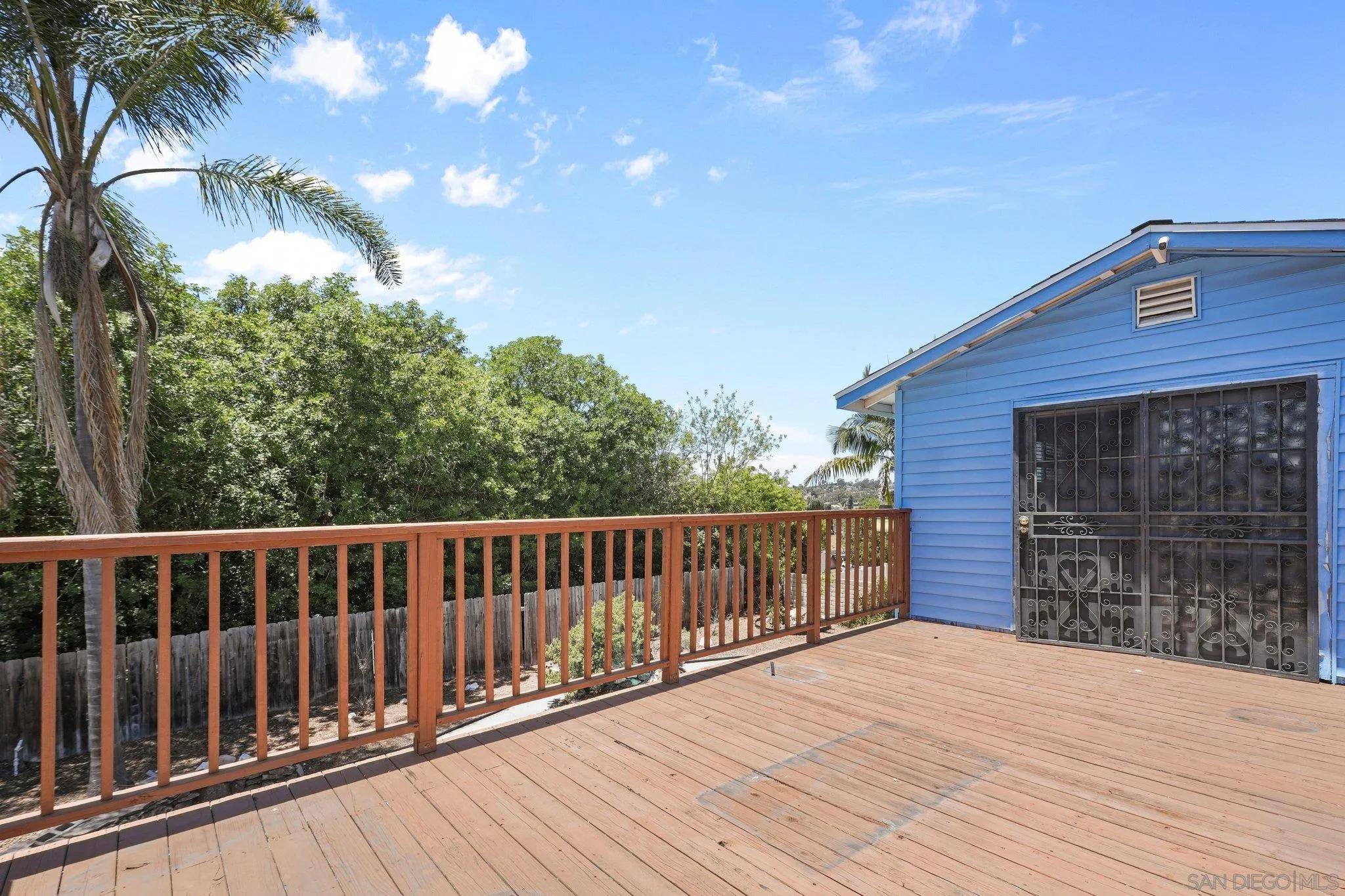 https://cdn.realtyfeed.com/cdn/127/260015717/4e81ca596e2841b51008d33e201251ad.webp