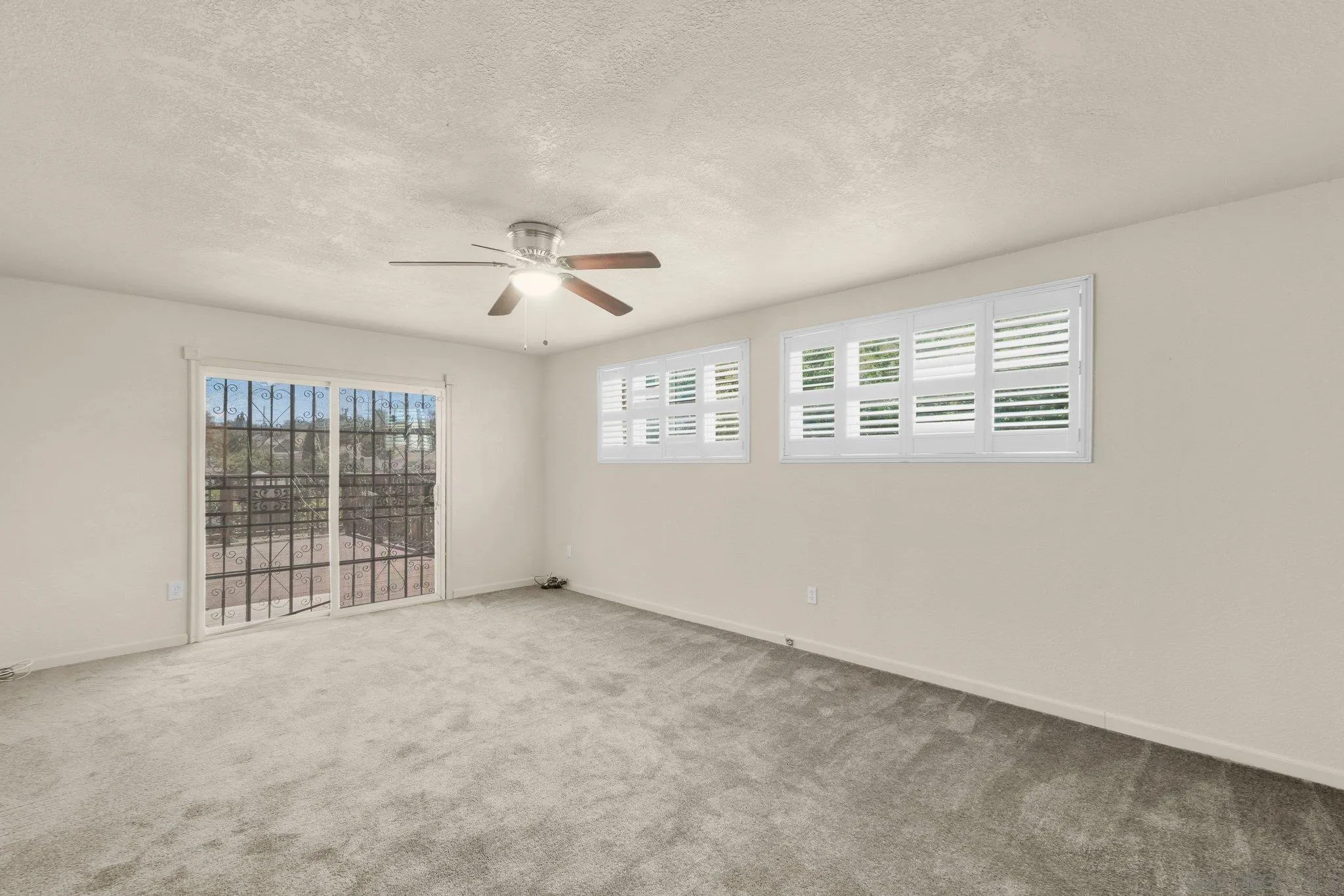 https://cdn.realtyfeed.com/cdn/127/260015717/5230cf9534f830d18cebd7077a7de2b9.webp