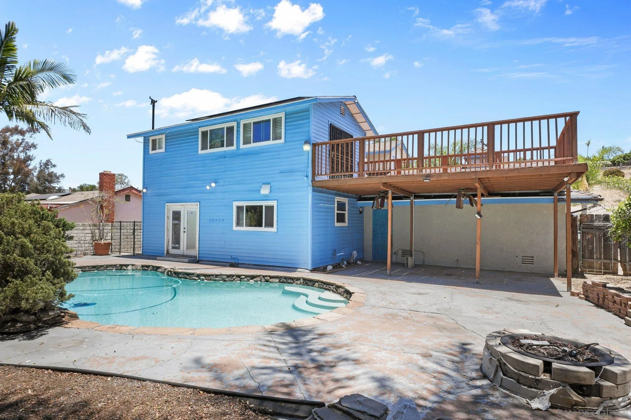 https://cdn.realtyfeed.com/cdn/127/260015717/f4bcecf5bfcbcac3523995829d6c2266.webp