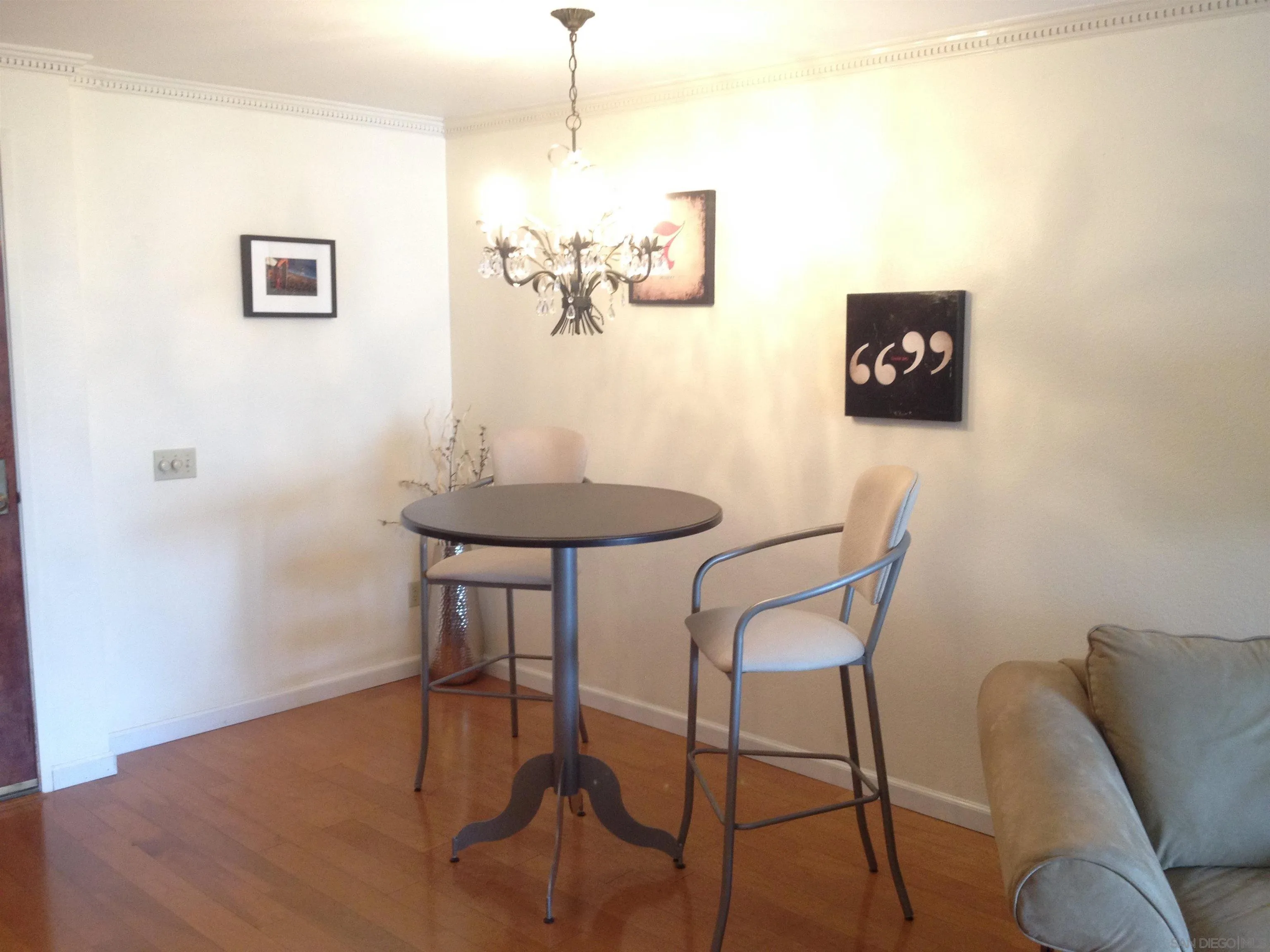 Photo #5: 260015719 Listing: Photo #5
