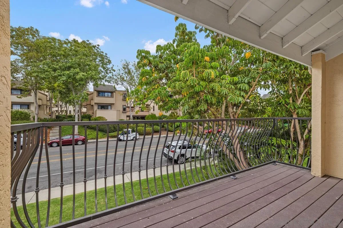 Photo #6: 260015720 Listing: Photo #6