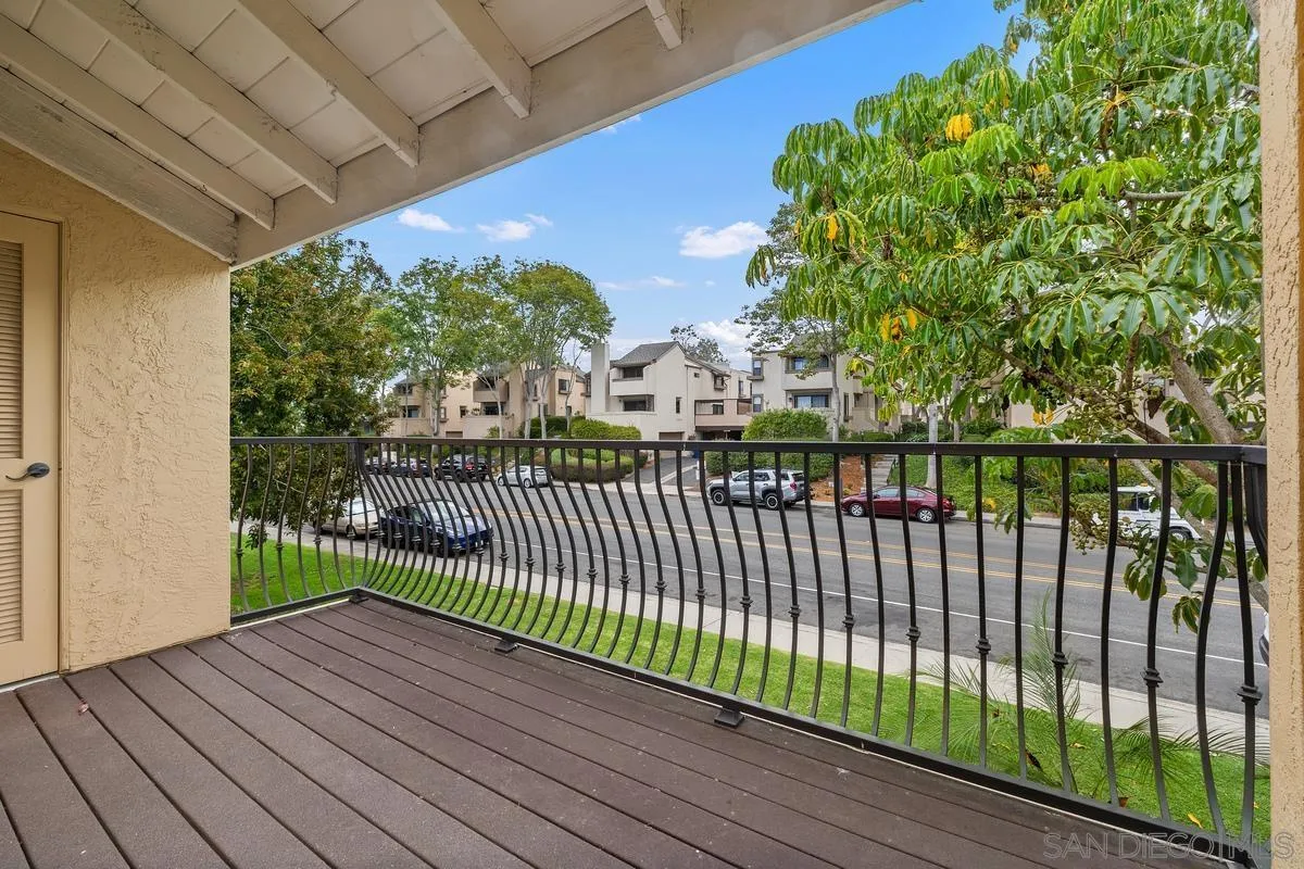Photo #7: 260015720 Listing: Photo #7