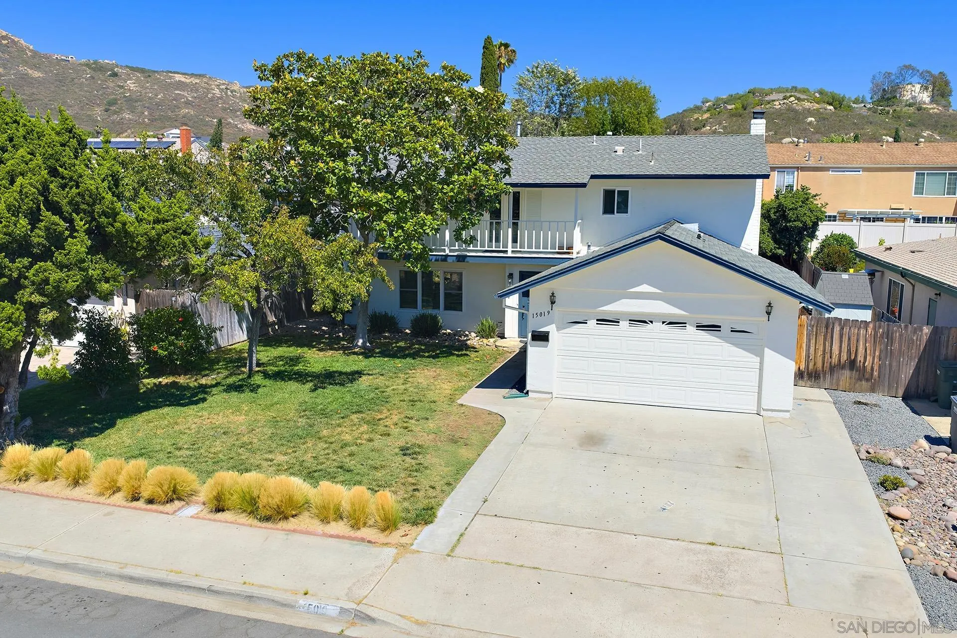 https://cdn.realtyfeed.com/cdn/127/260015721/d5930dcb8b702c3d1e76b2c4ffa17bef.webp