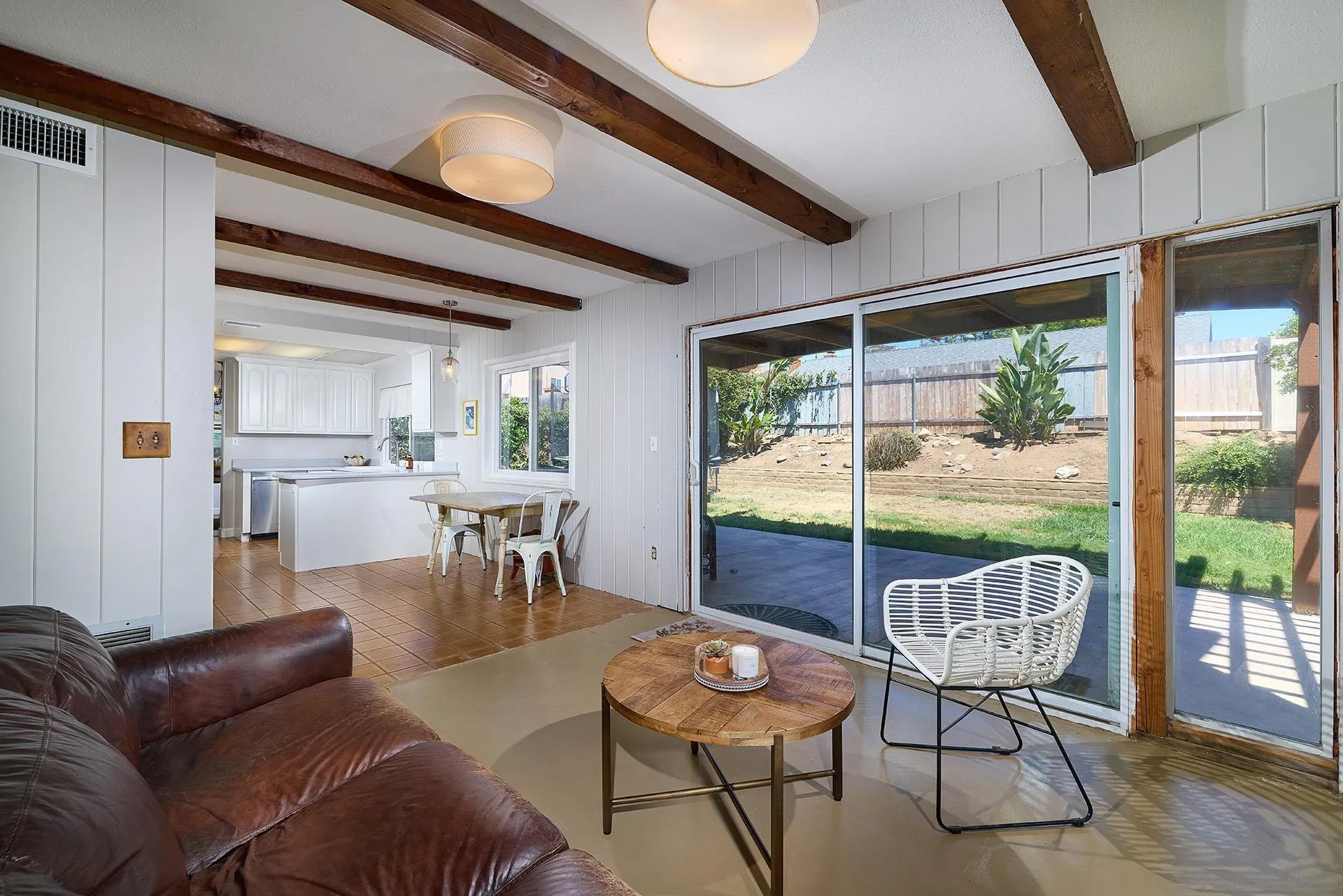 https://cdn.realtyfeed.com/cdn/127/260015721/d90cc98958b6a0703b27d8b97b2498fd.webp