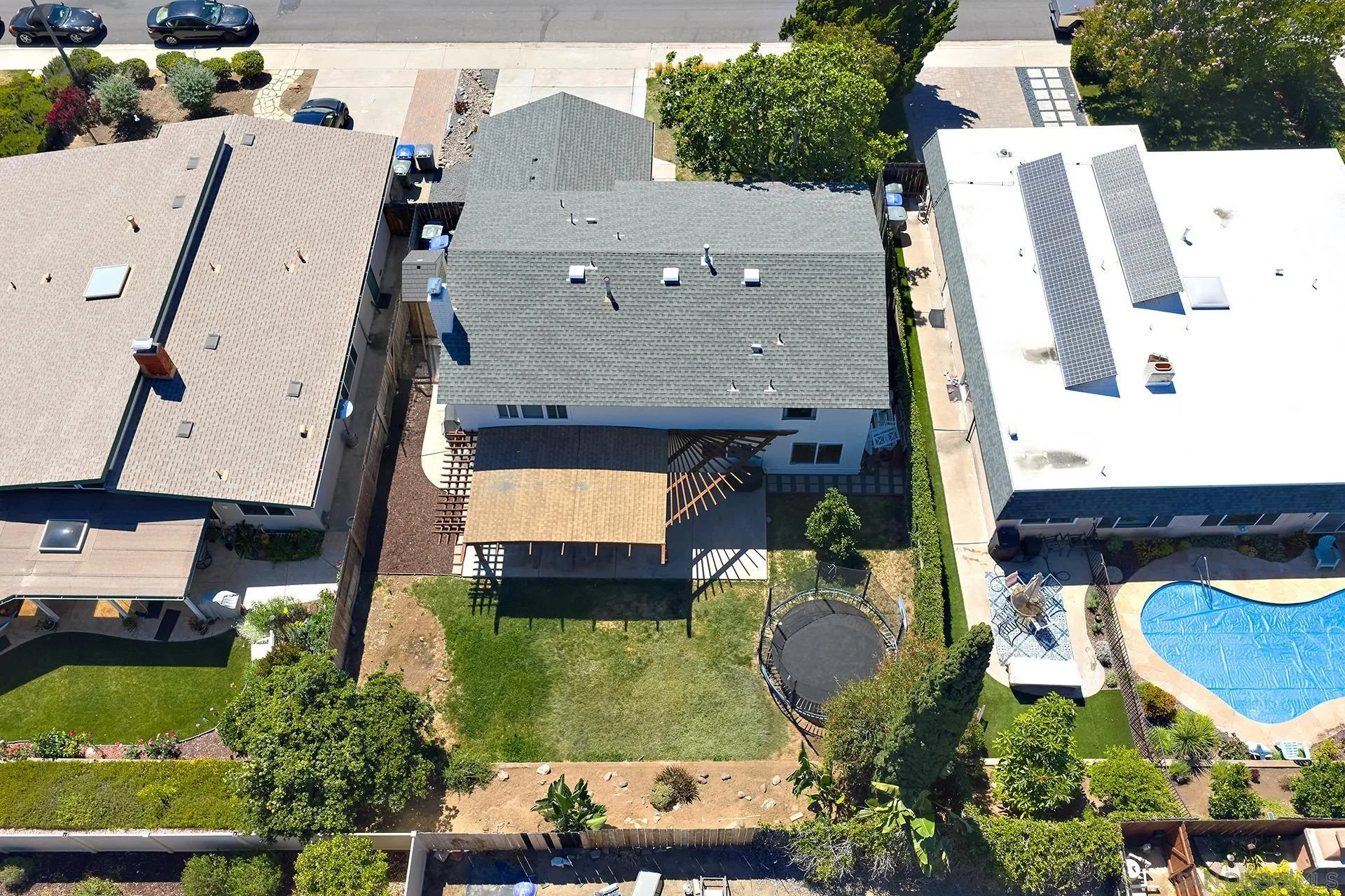 https://cdn.realtyfeed.com/cdn/127/260015721/dd0f847674f4d0fd498a1563a8d99e20.webp