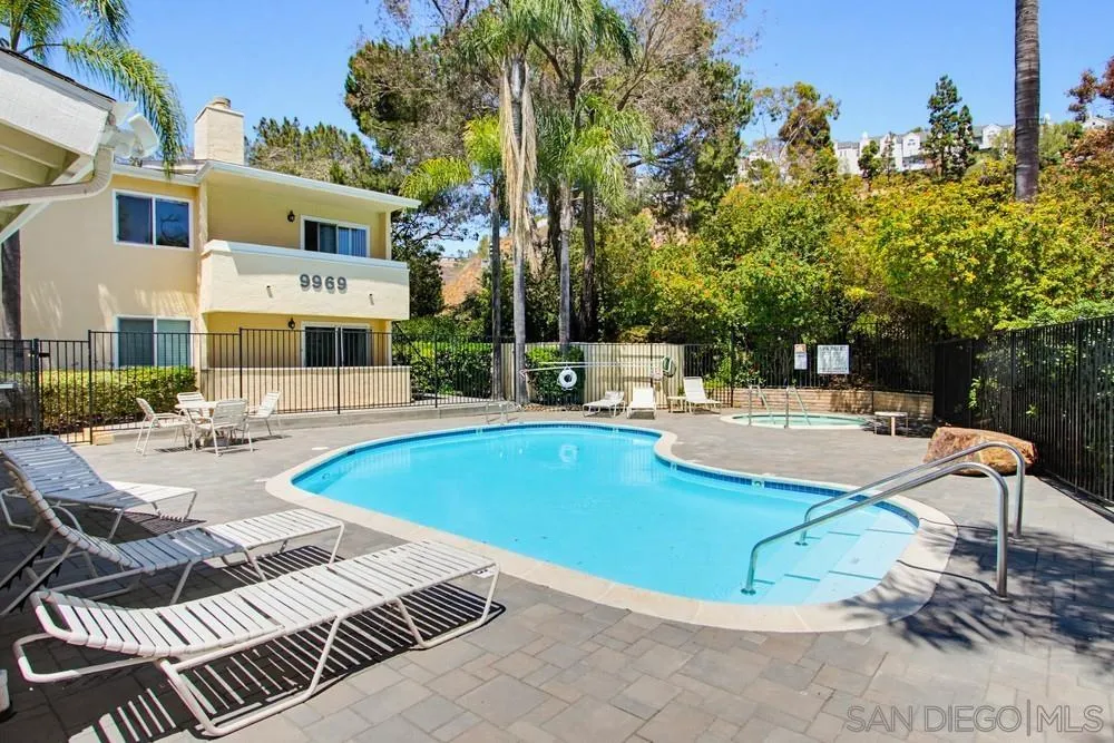Photo #38: 260015724 Listing: Photo #38