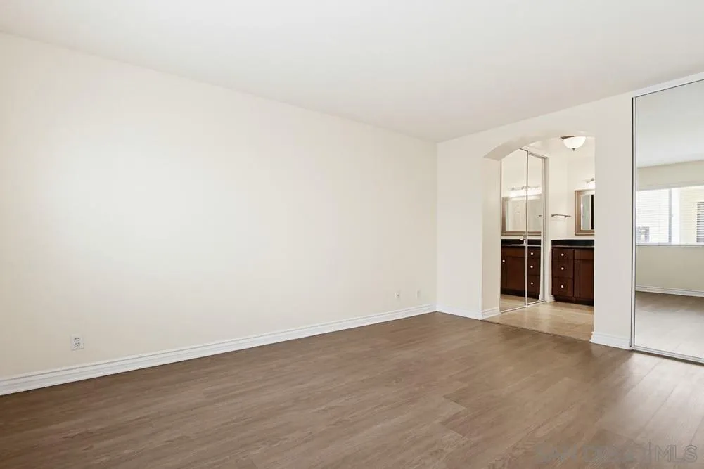 Photo #21: 260015724 Listing: Photo #21