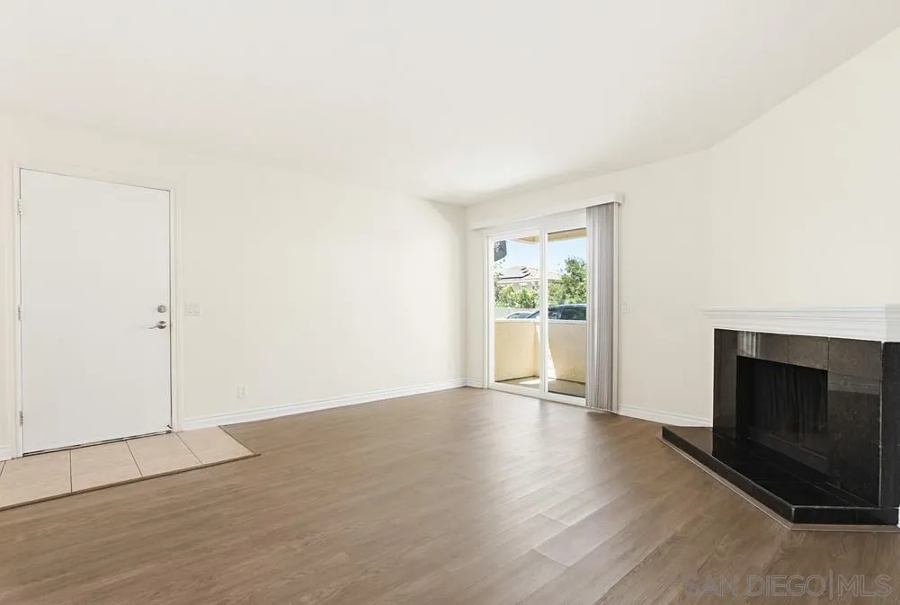 Photo #5: 260015724 Listing: Photo #5