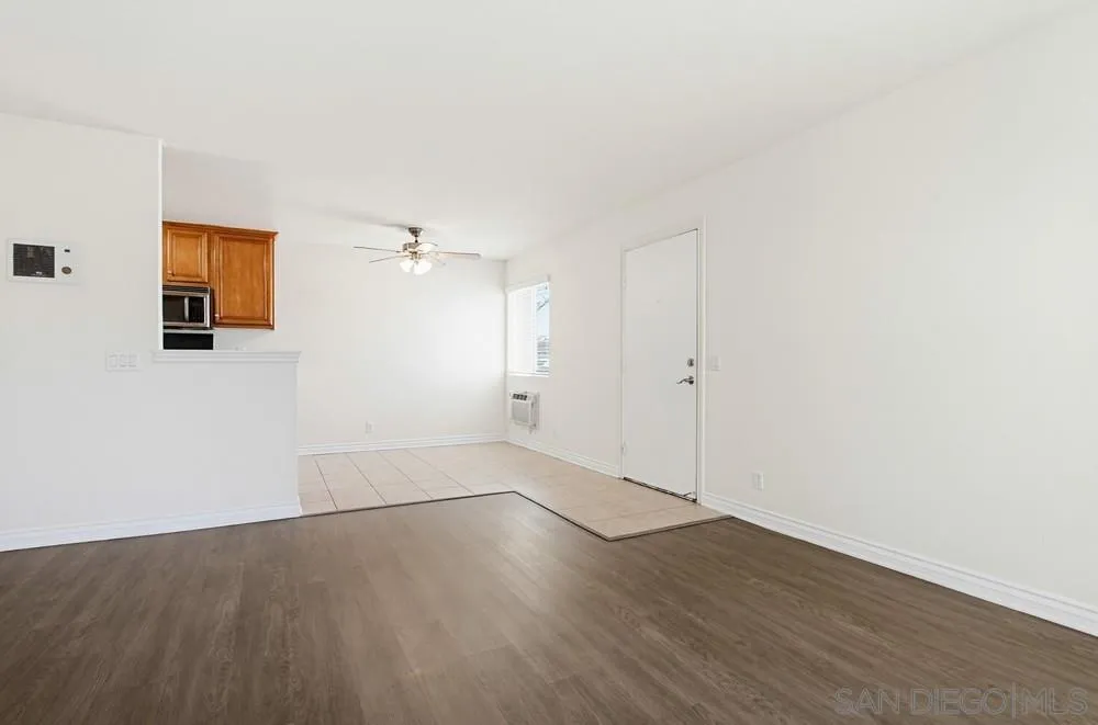 Photo #9: 260015724 Listing: Photo #9