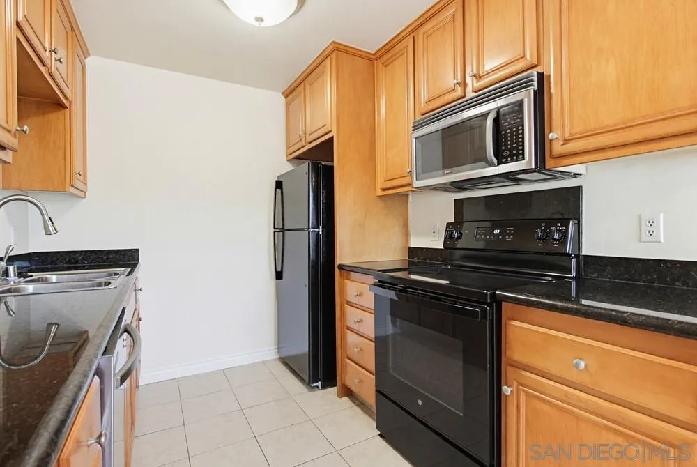 Photo #15: 260015724 Listing: Photo #15