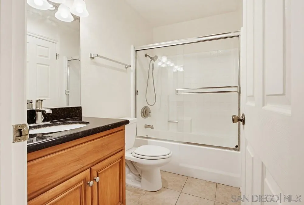Photo #32: 260015724 Listing: Photo #32