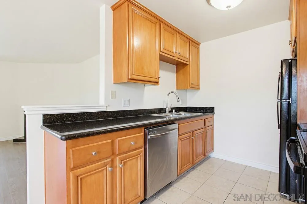 Photo #14: 260015724 Listing: Photo #14
