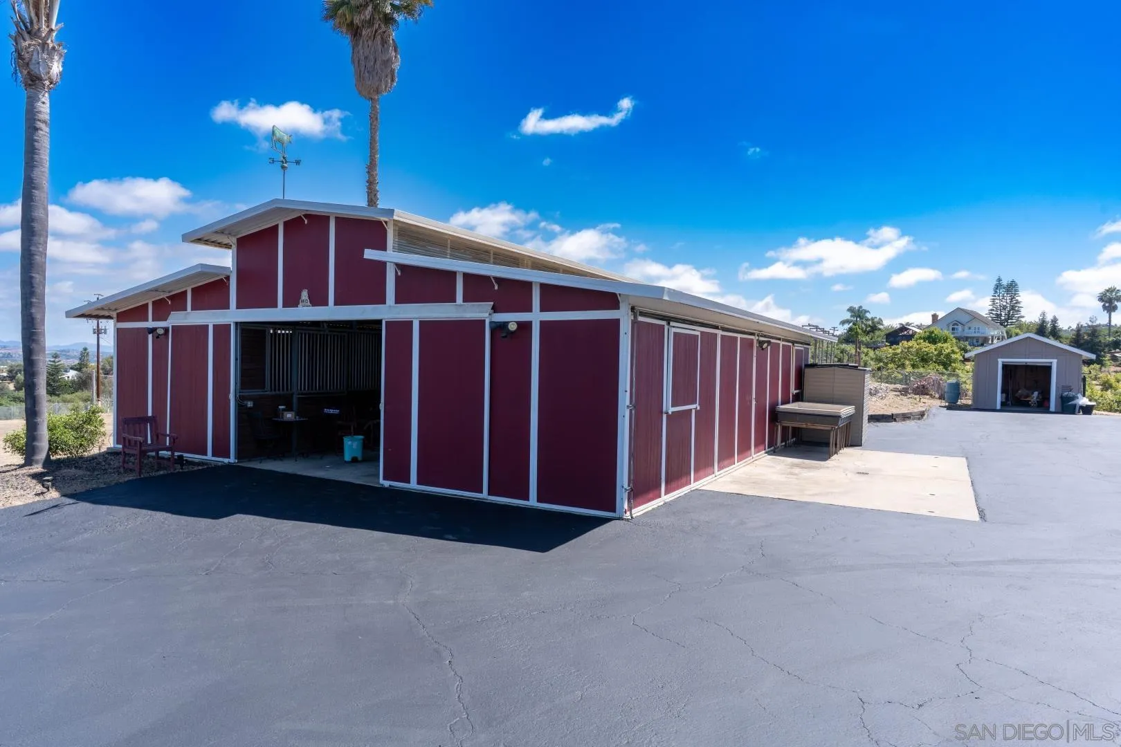 https://cdn.realtyfeed.com/cdn/127/260015726/10ce48d16af66d036dc5e9b86f0b937b.webp