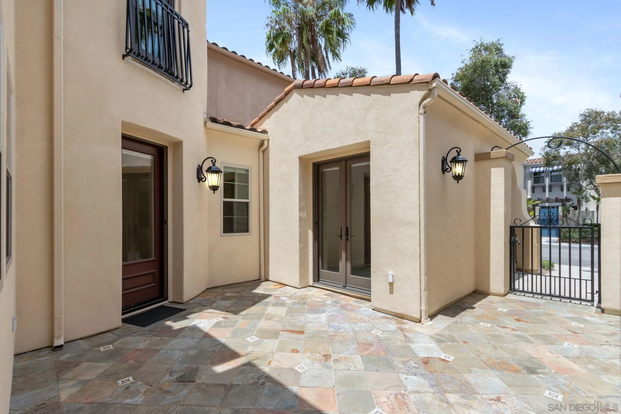 https://cdn.realtyfeed.com/cdn/127/260015733/42c05efd24b3628318e5968d814b8a06.webp