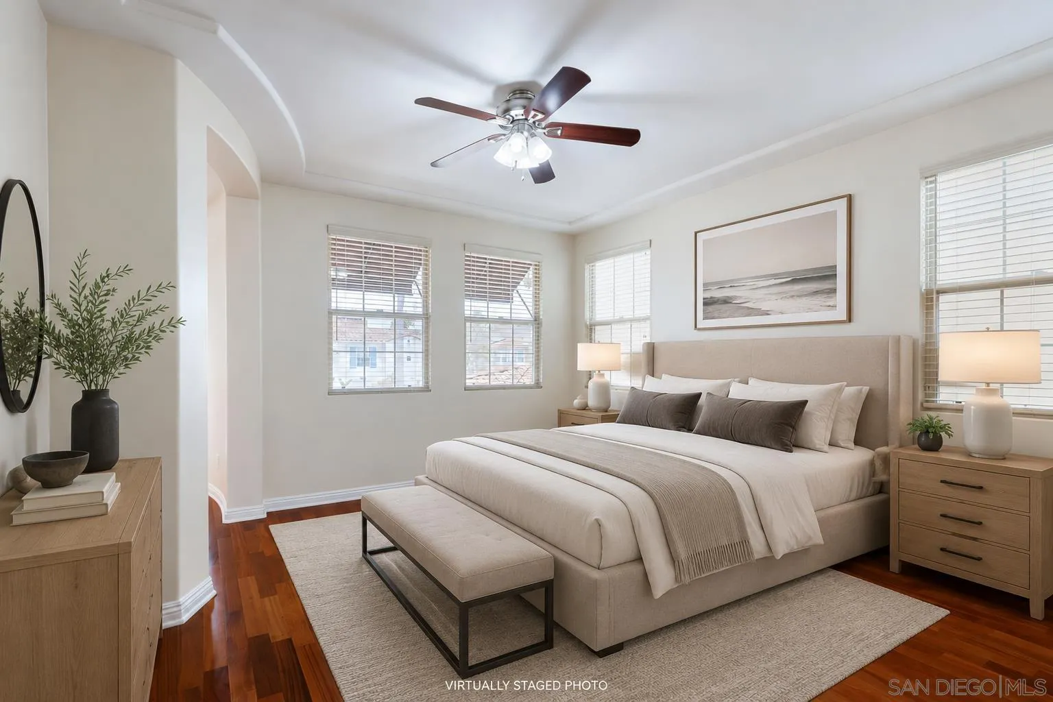 https://cdn.realtyfeed.com/cdn/127/260015733/504af2625cc3fec40eb6a1228ebbd9db.webp