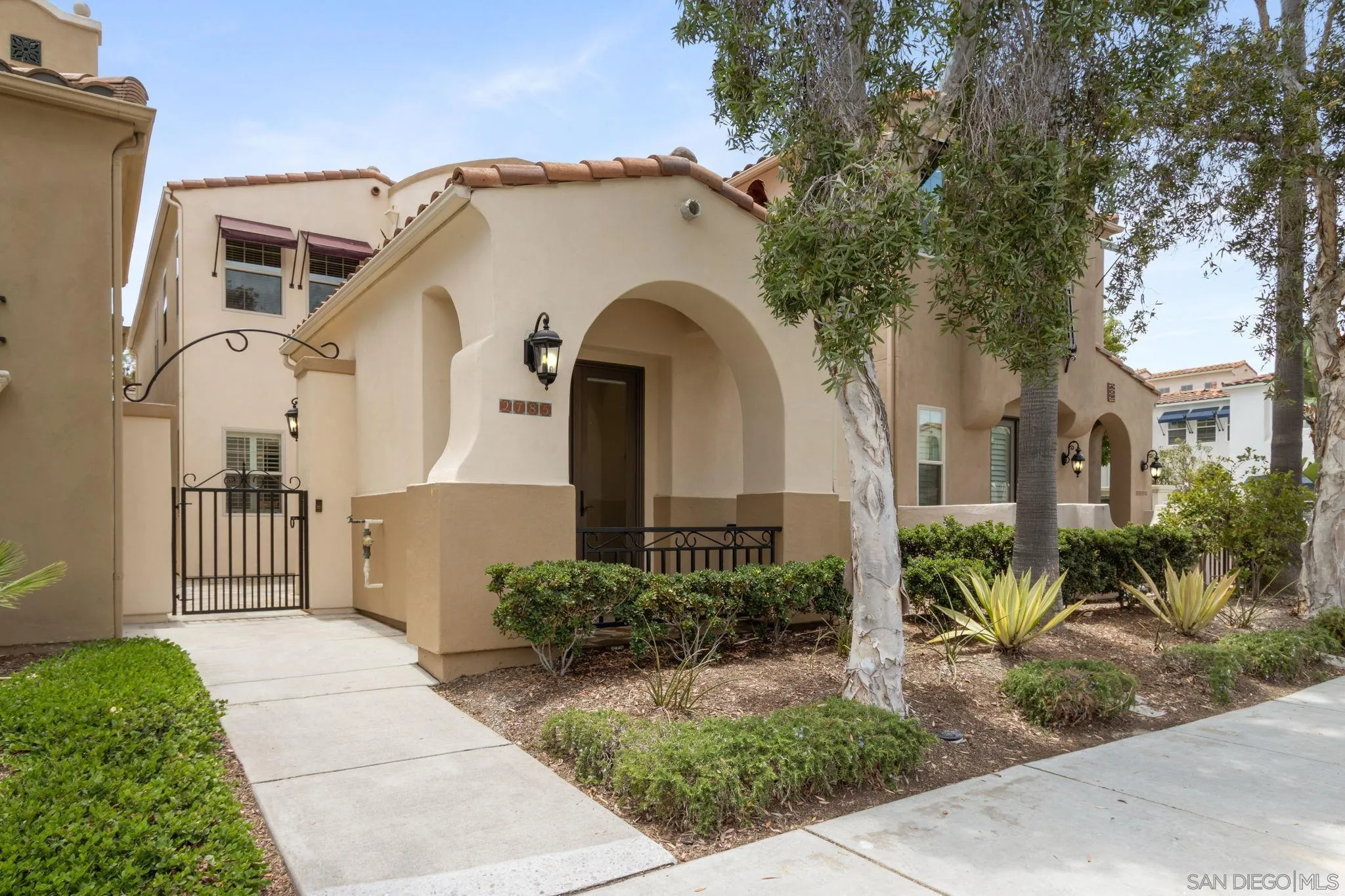 https://cdn.realtyfeed.com/cdn/127/260015733/c7ba39c7805eb0d97bdfc7b03454fcff.webp