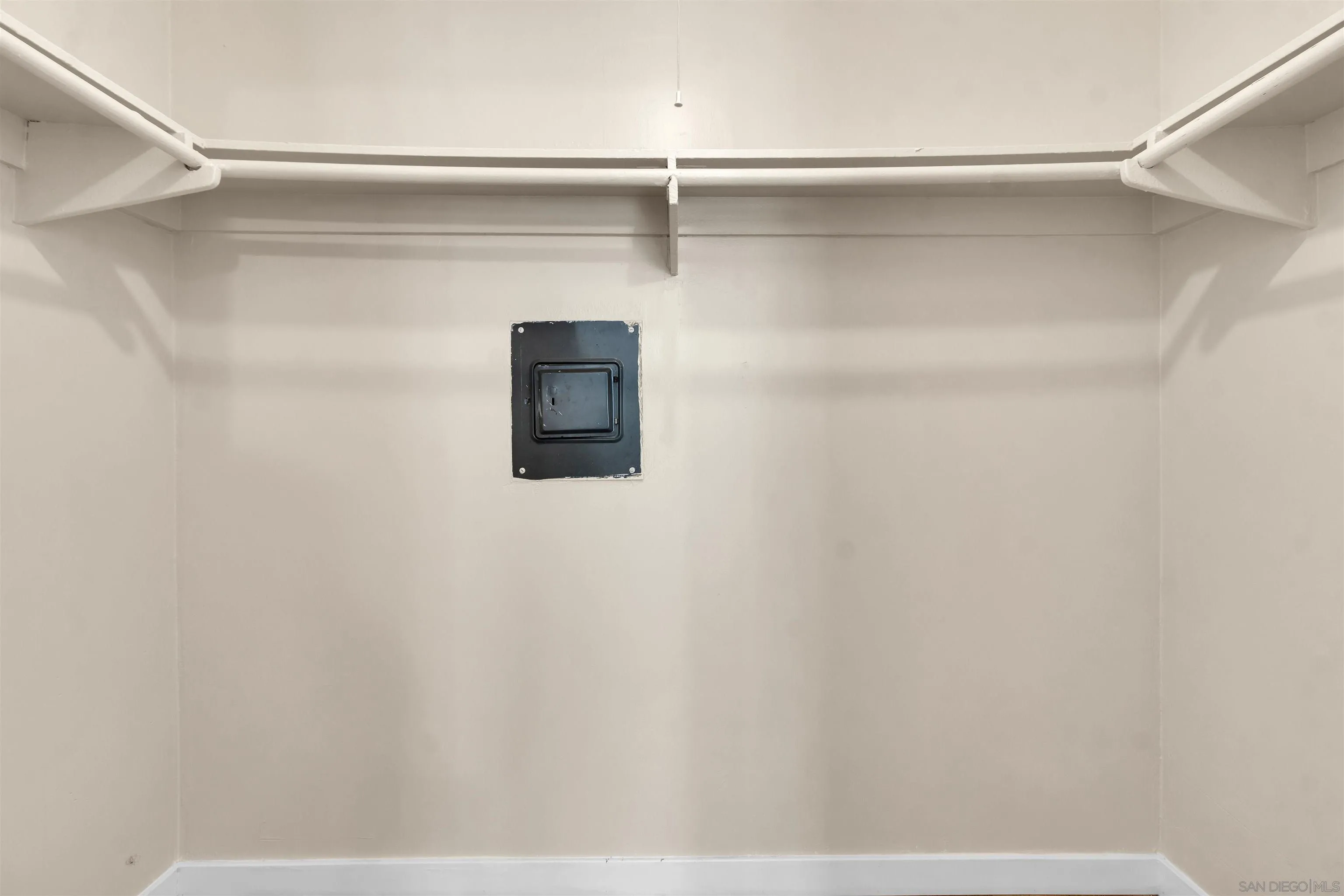 Photo #12: 260015734 Listing: Photo #12