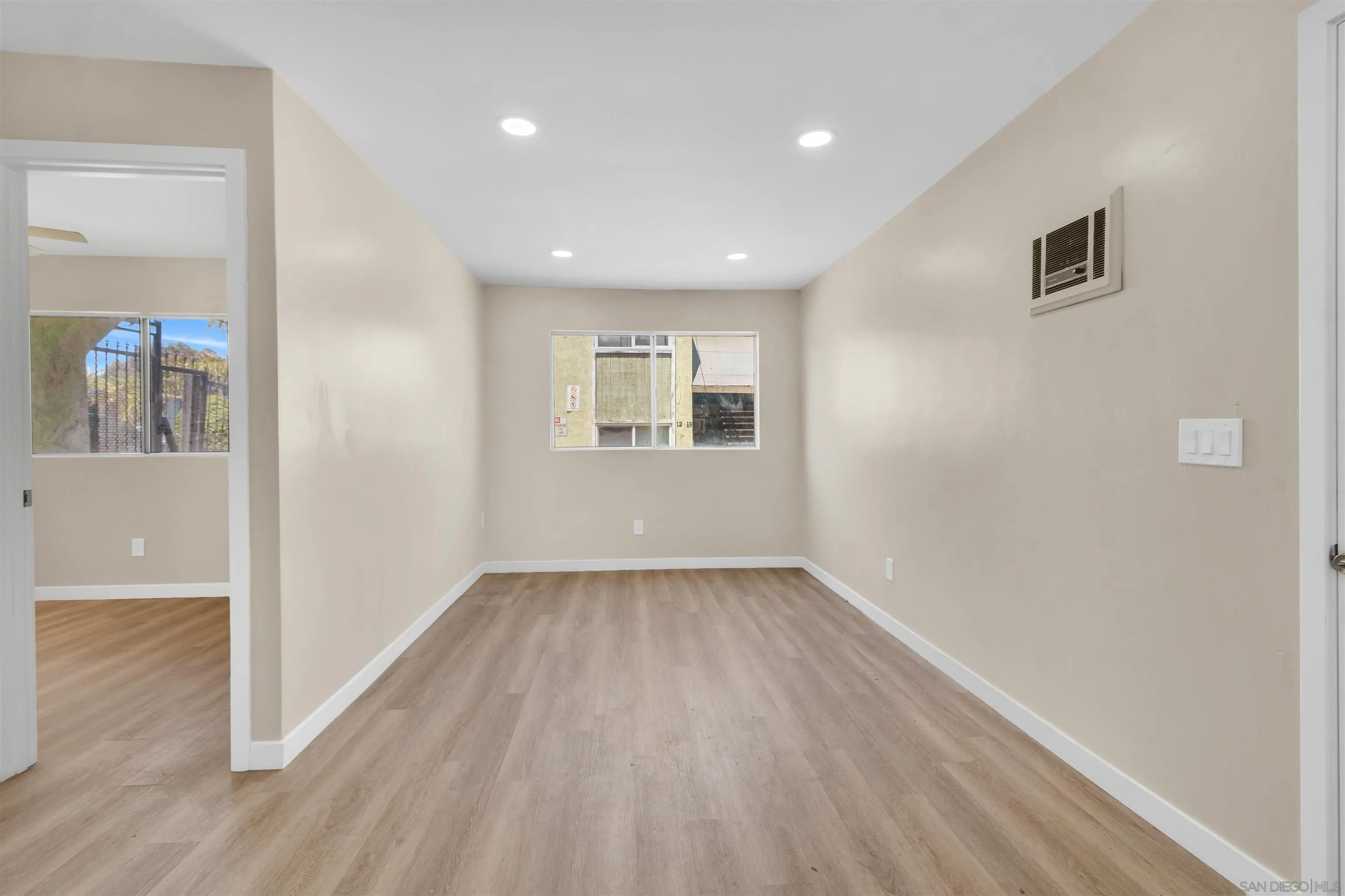 Photo #14: 260015734 Listing: Photo #14
