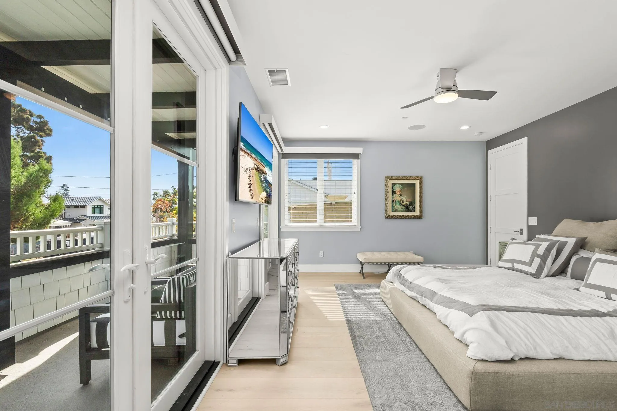 https://cdn.realtyfeed.com/cdn/127/260015735/401909d0e9c7e2c5caffc76e870a4a4c.webp