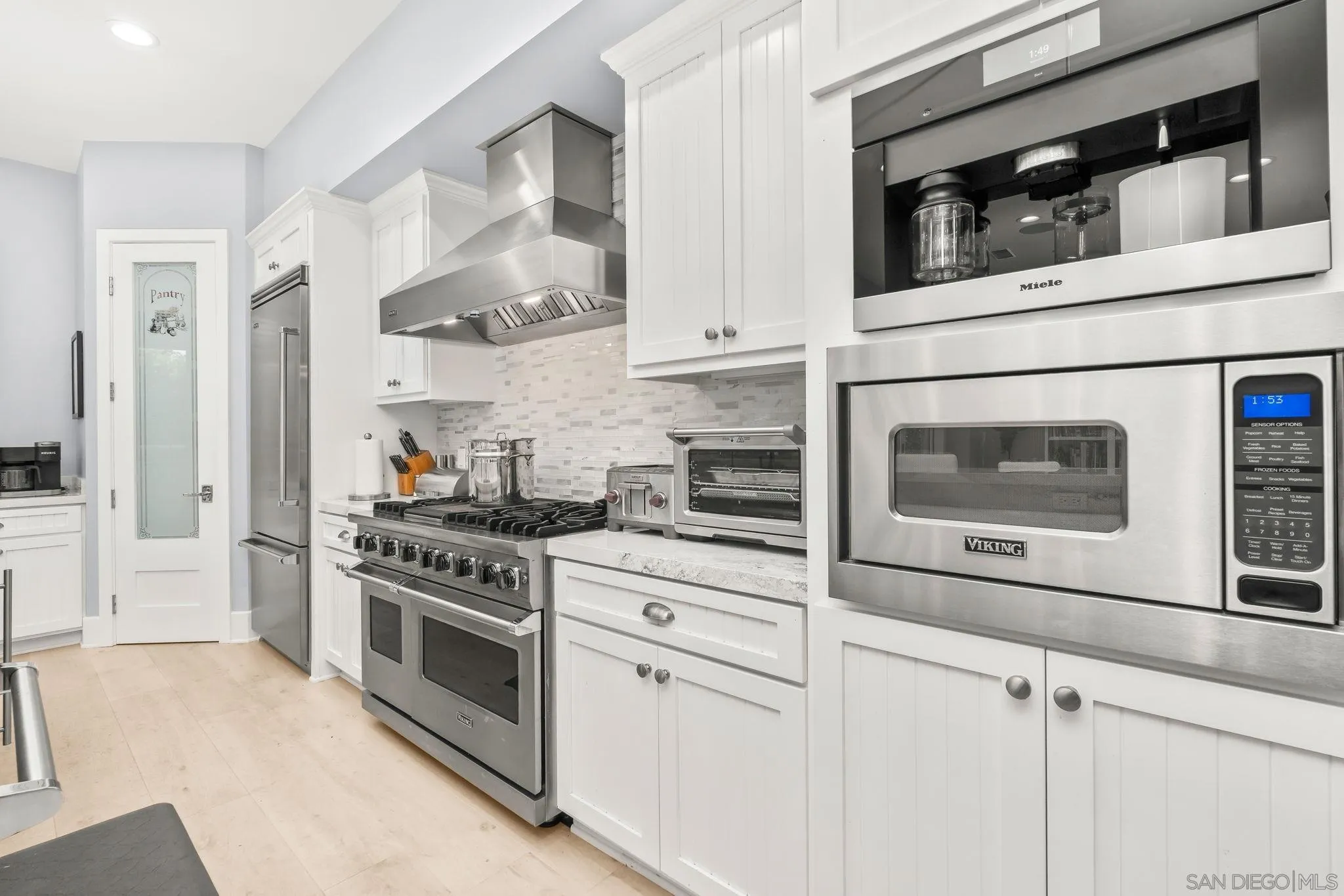 https://cdn.realtyfeed.com/cdn/127/260015735/d947b9750bfe80275758550ec4db95d5.webp