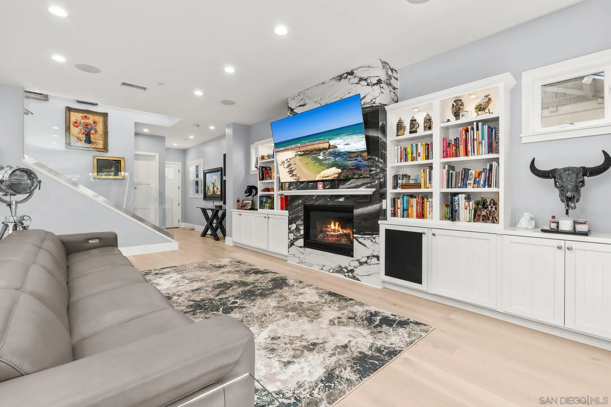 https://cdn.realtyfeed.com/cdn/127/260015735/f3ff4ad8f58ffbb8e6158fa5be9605bf.webp