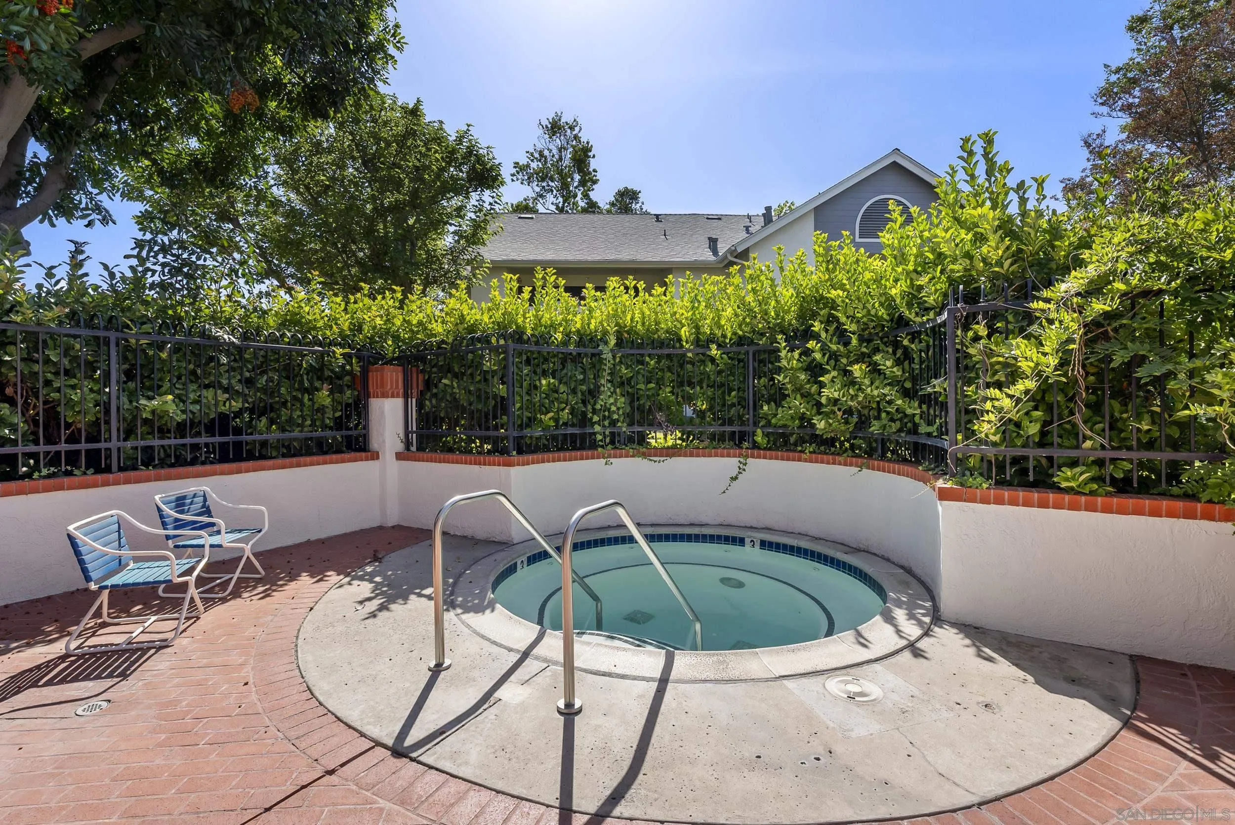 Photo #34: 260015738 Listing: Photo #34