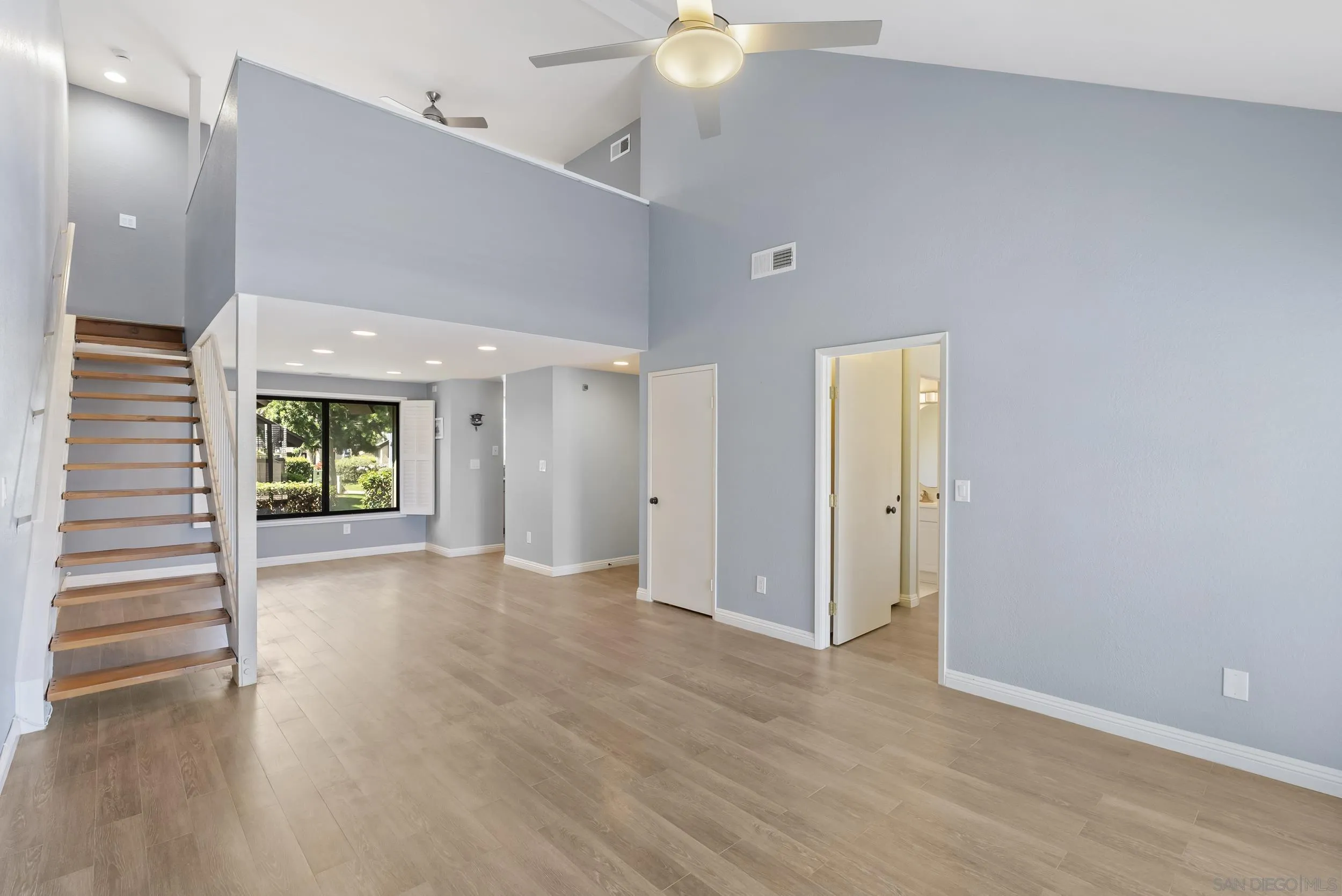 Photo #6: 260015738 Listing: Photo #6
