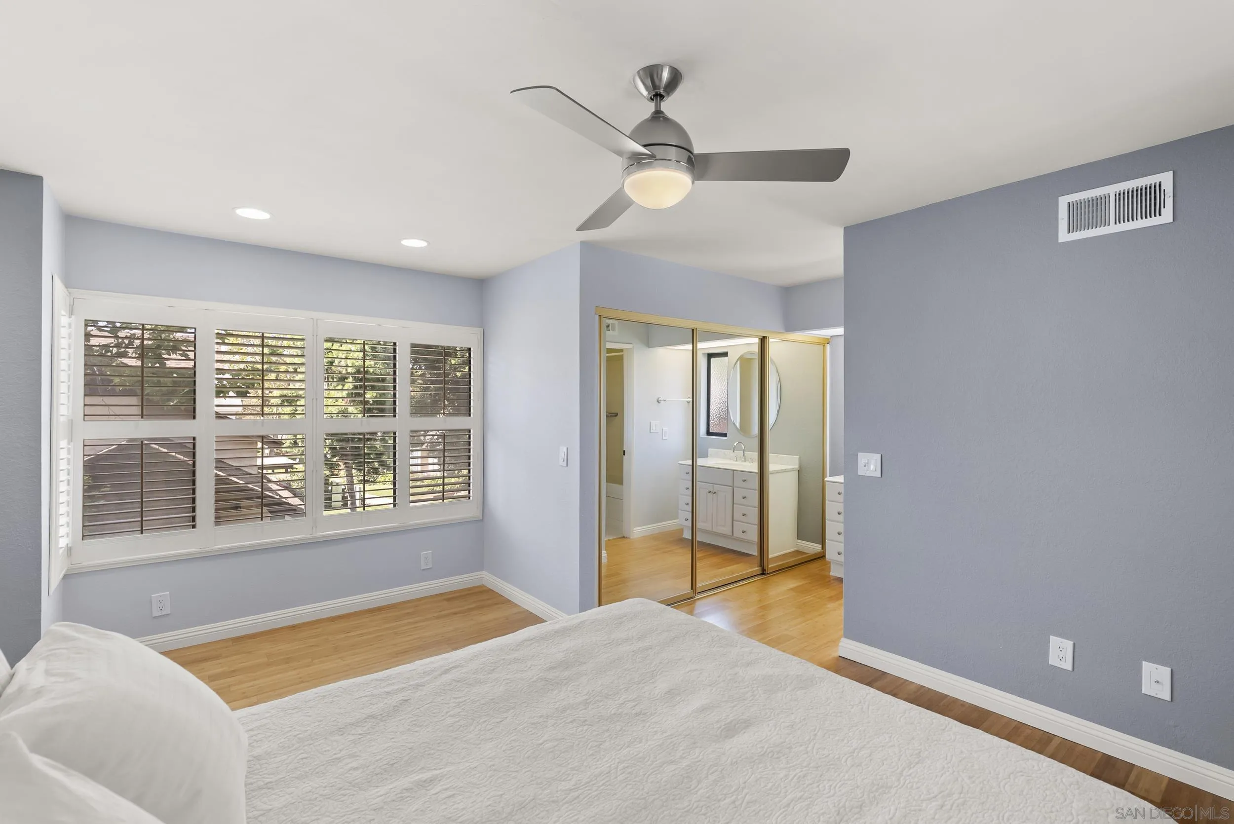 Photo #25: 260015738 Listing: Photo #25