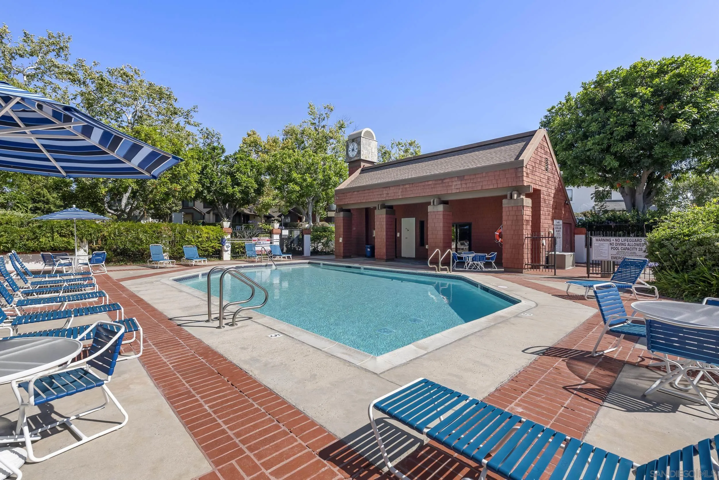 Photo #33: 260015738 Listing: Photo #33