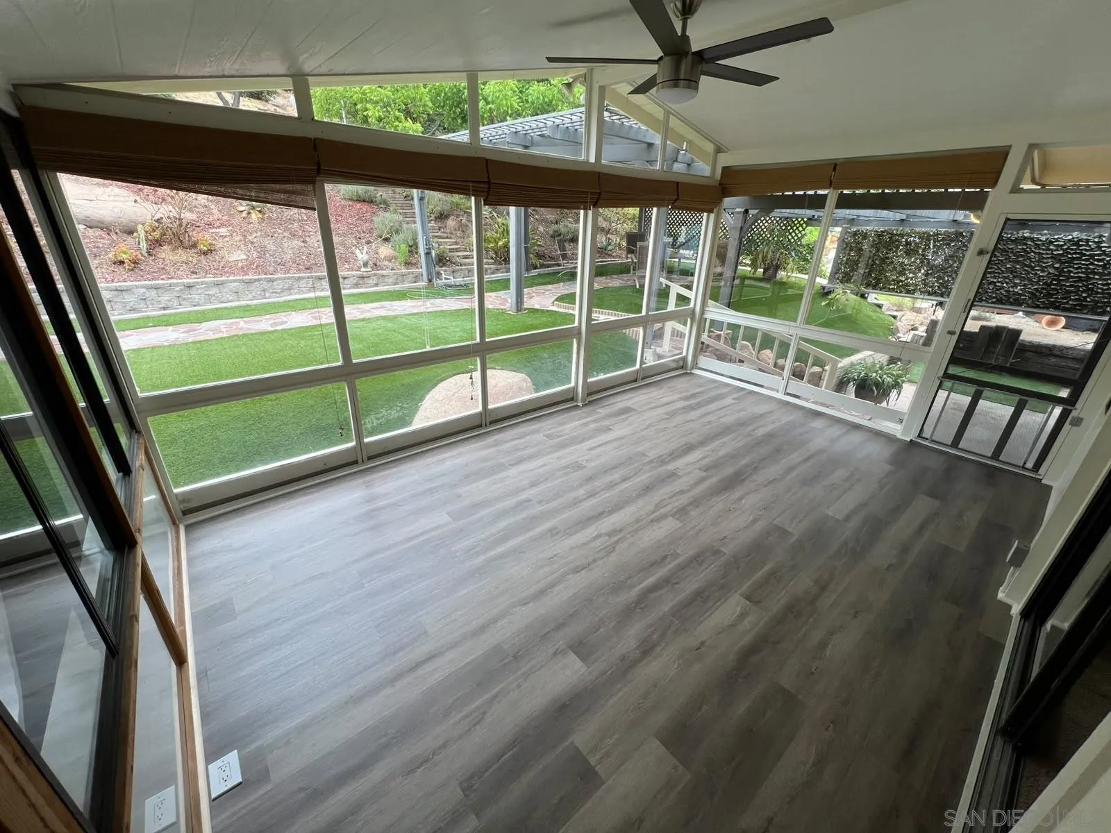 https://cdn.realtyfeed.com/cdn/127/260015743/46a73def76840f9d55d8bd247cdfee50.webp