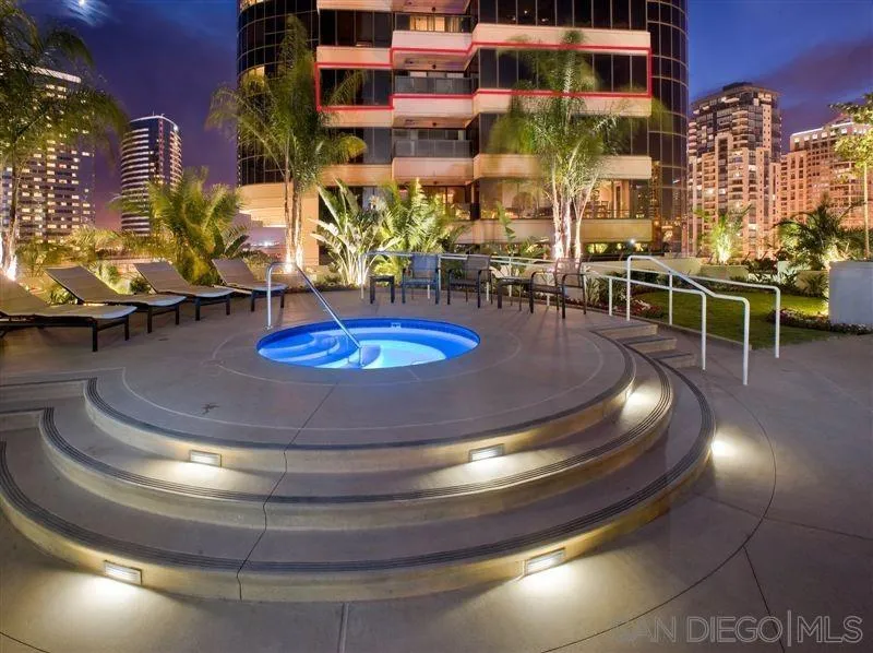 Photo #1: 260015744 Listing: Photo #1