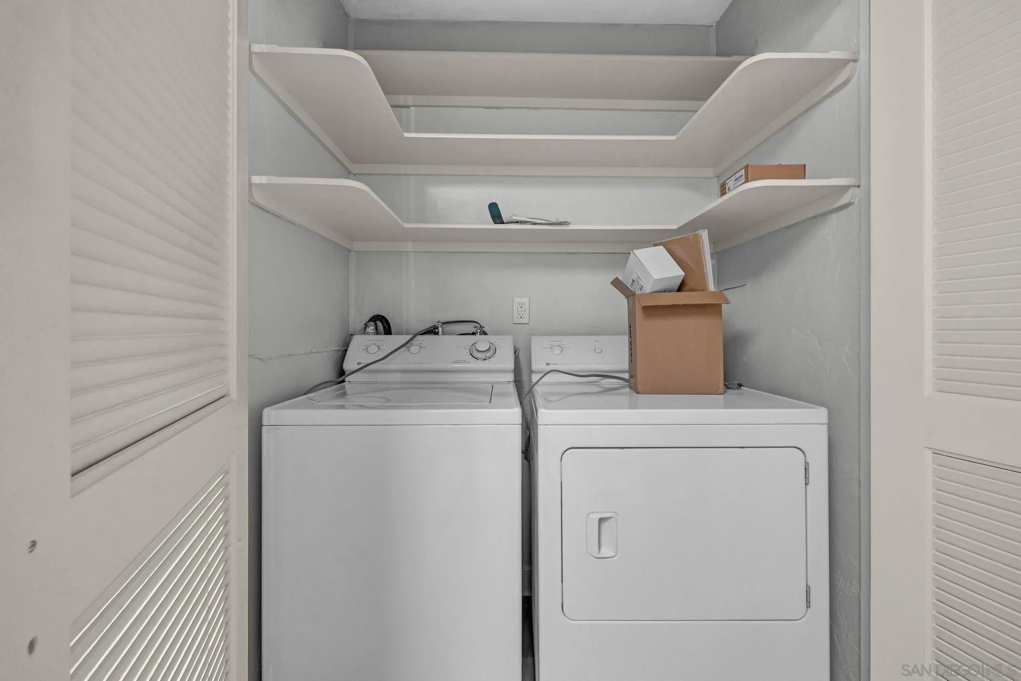 https://cdn.realtyfeed.com/cdn/127/260015745/26ce91fd8f5002751ae0db44df0ad2ab.webp