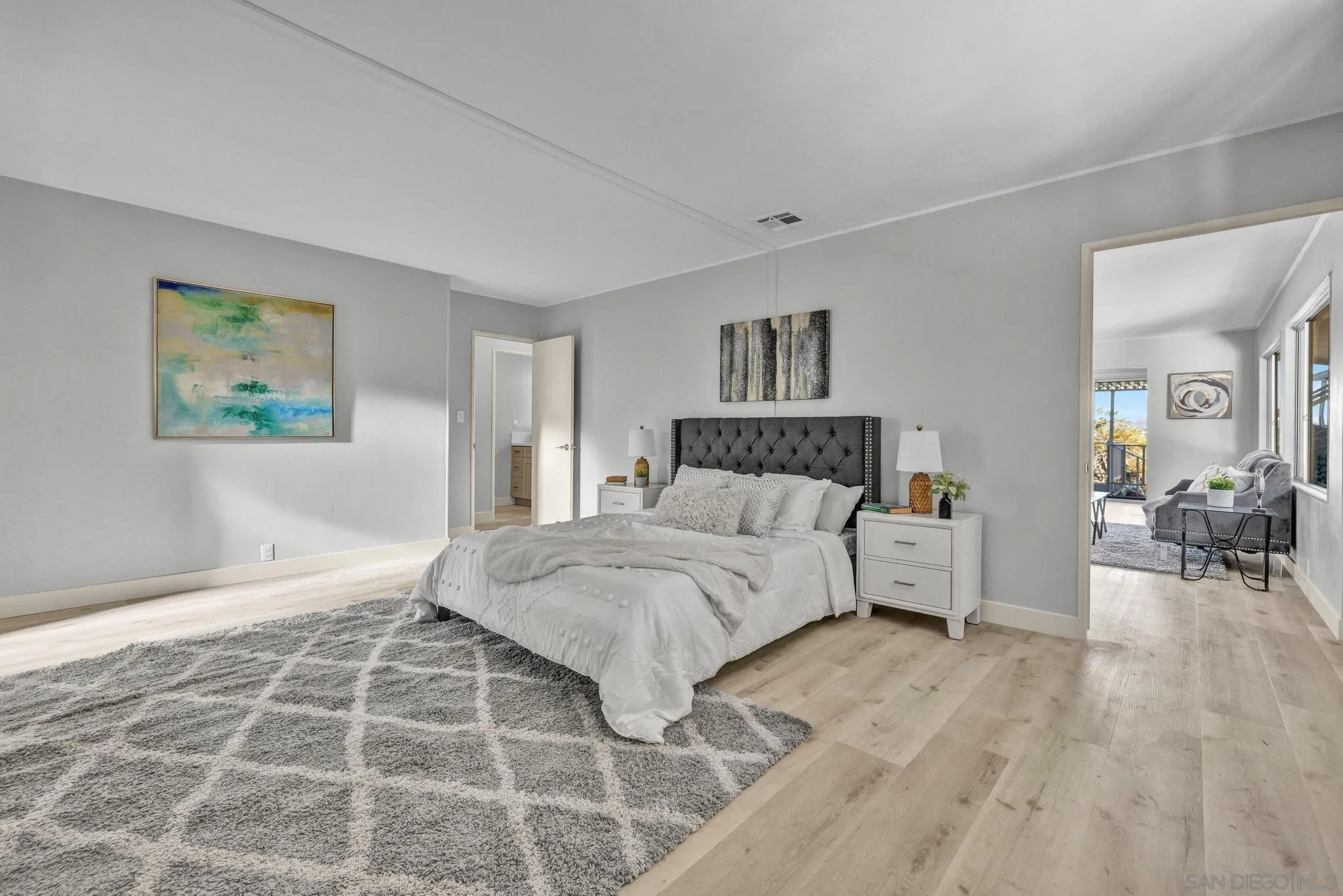 https://cdn.realtyfeed.com/cdn/127/260015745/5f1d552a65ef9f40d9577e62d1b5d929.webp