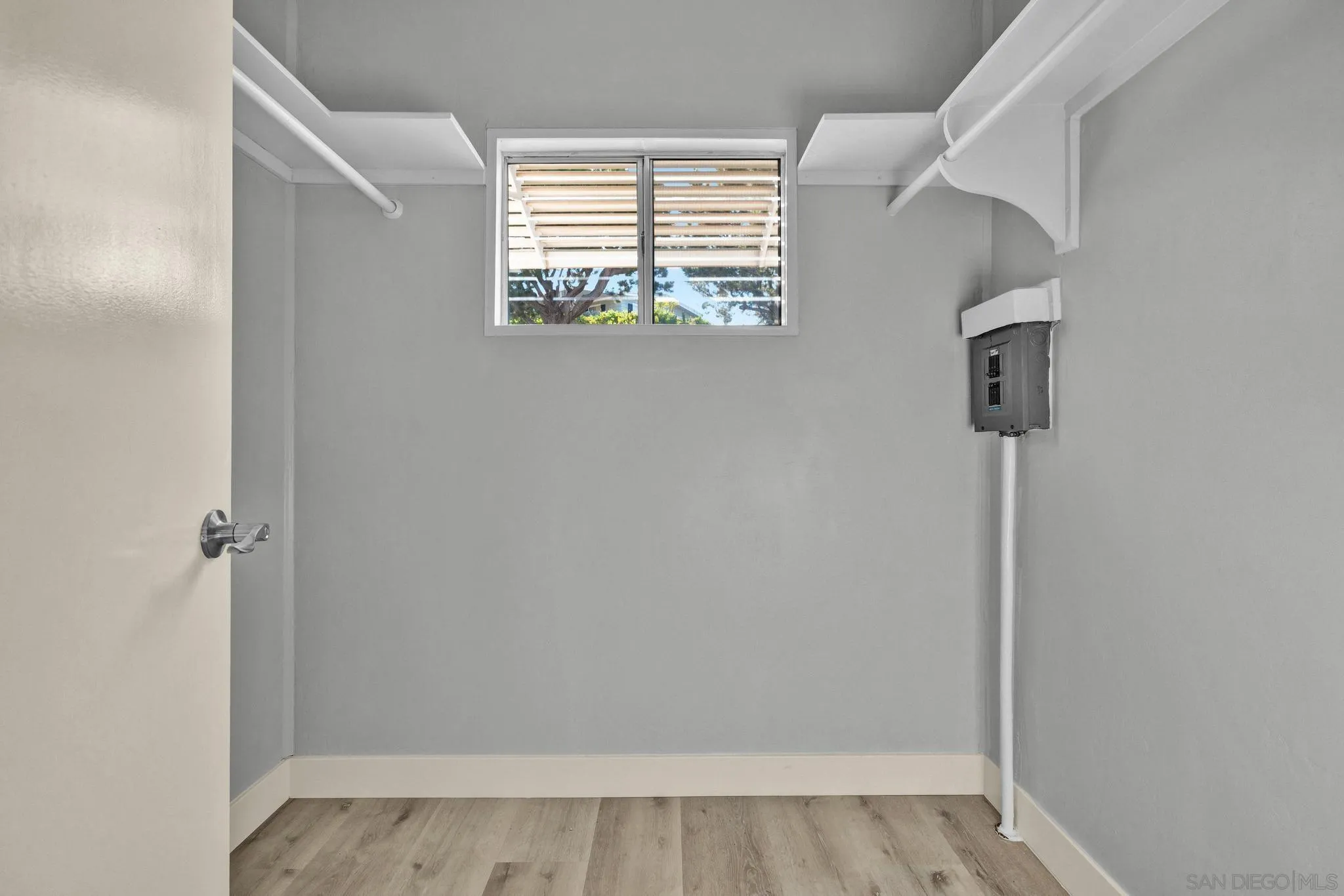 https://cdn.realtyfeed.com/cdn/127/260015745/8434e2429b78506837e6f228719049c6.webp