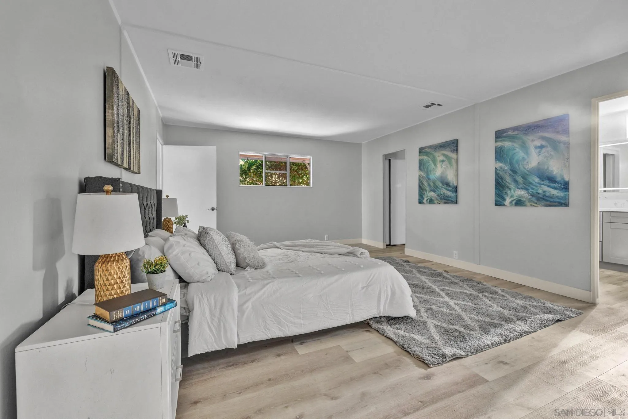 https://cdn.realtyfeed.com/cdn/127/260015745/9e91dce48a601995b93b9ff00a9787bc.webp