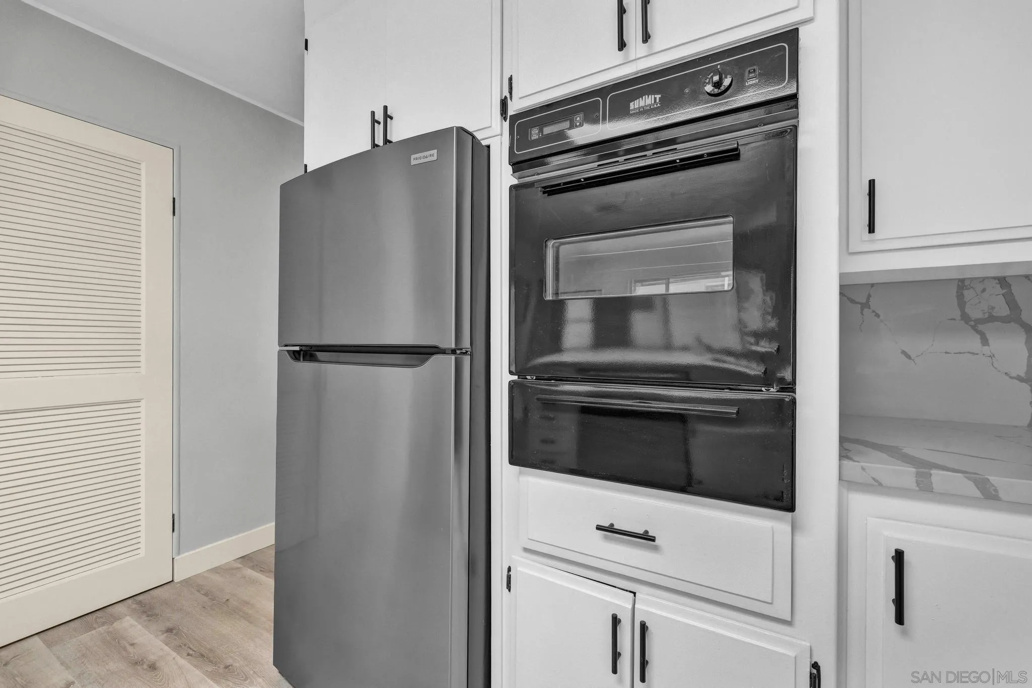 https://cdn.realtyfeed.com/cdn/127/260015745/a4c7842e09bd2b8db6a1a152866bcefb.webp
