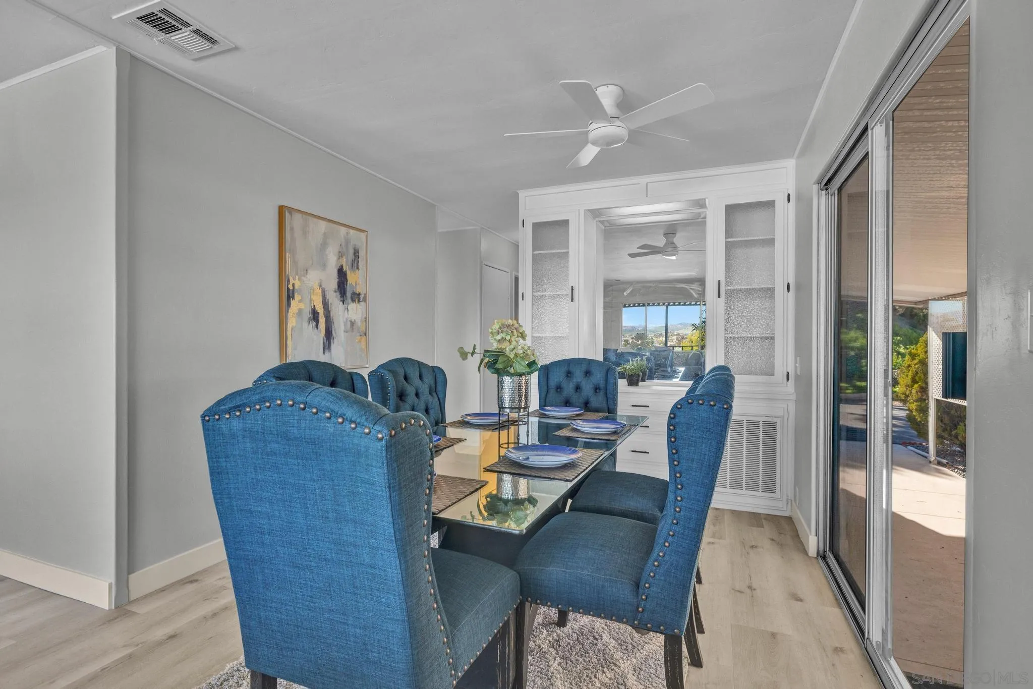https://cdn.realtyfeed.com/cdn/127/260015745/f22f6866d512153e83b05a9a7f18179e.webp
