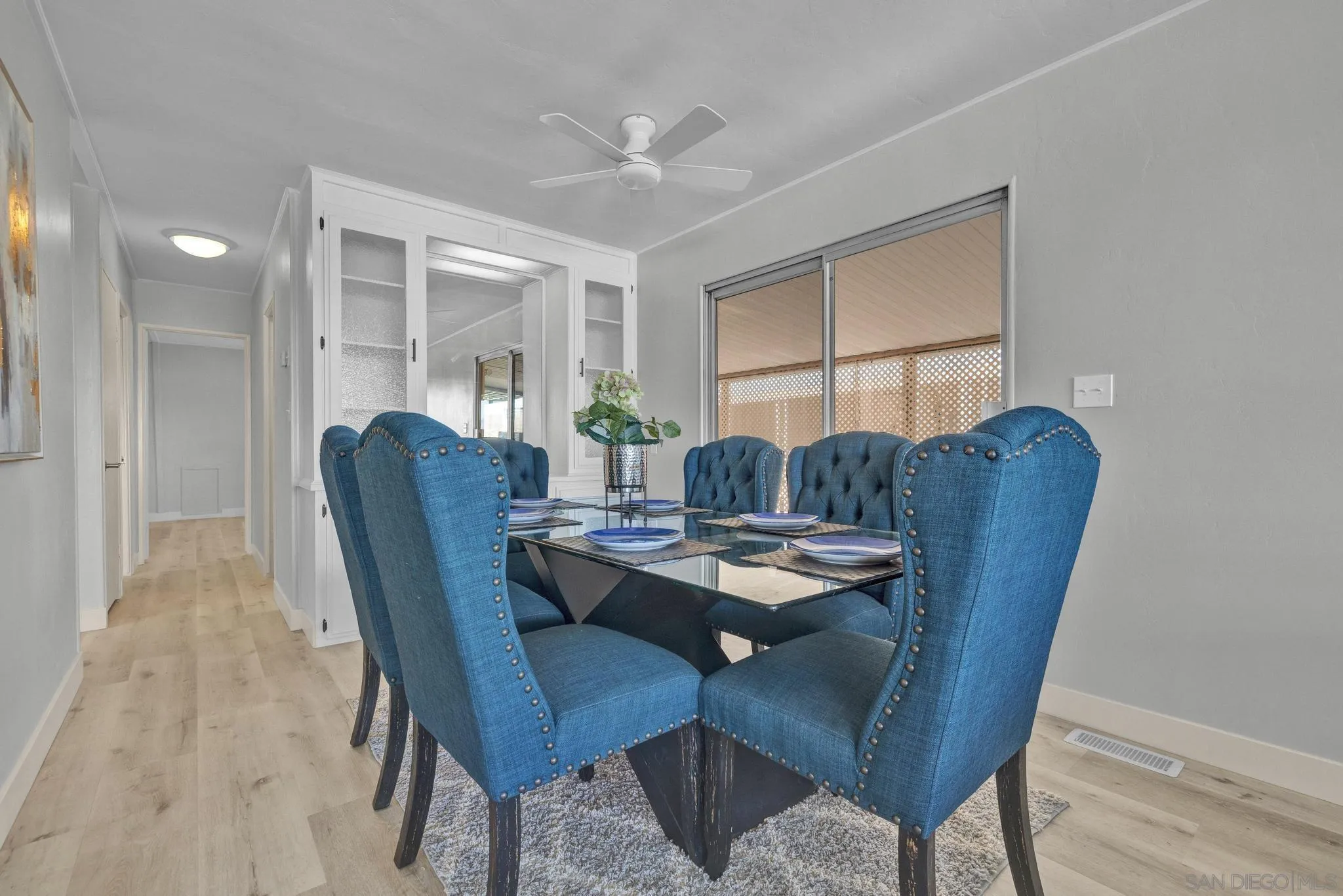 https://cdn.realtyfeed.com/cdn/127/260015745/f541aeba65112faf75b343d6b80094d6.webp