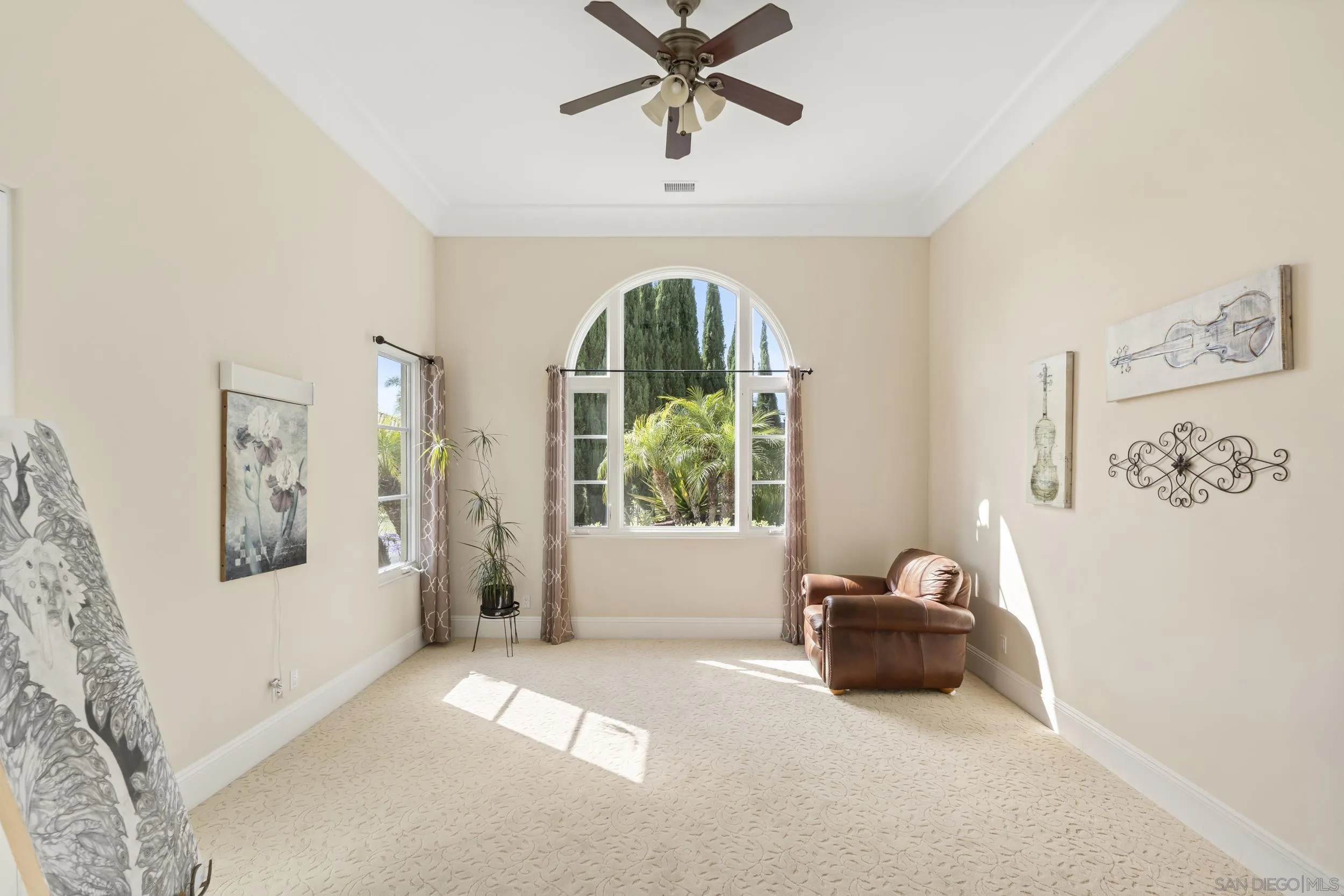 https://cdn.realtyfeed.com/cdn/127/260015746/d1887ba6520a96a2629ccdfc17b2edeb.webp