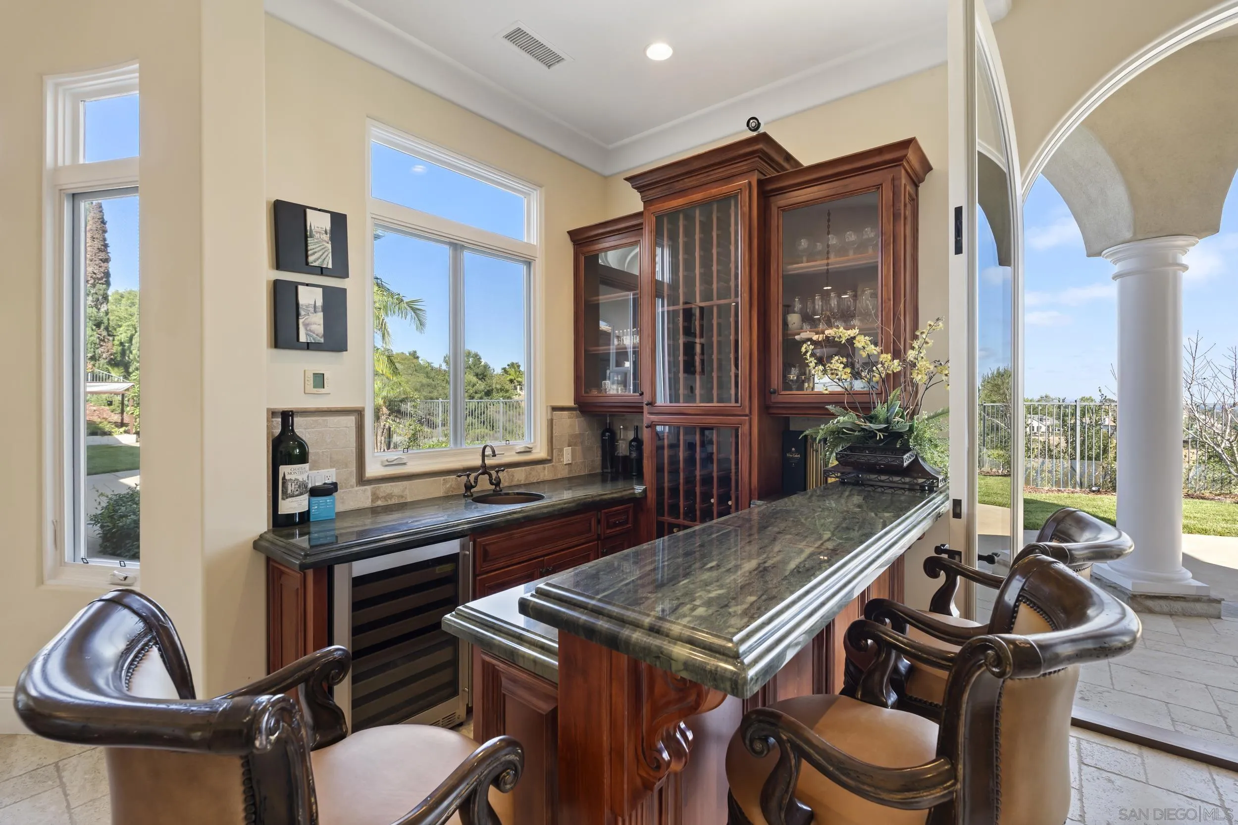 https://cdn.realtyfeed.com/cdn/127/260015746/d995694a7edce73529101e723632c227.webp