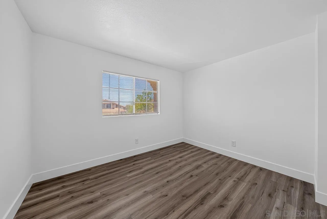 https://cdn.realtyfeed.com/cdn/127/260015749/28e8eb990decd7a68c7a00bf61455228.webp