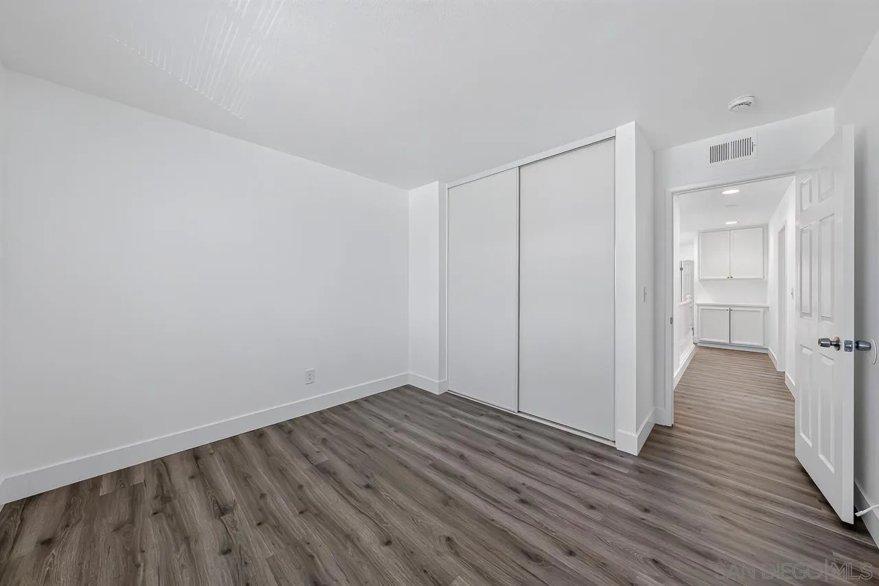 https://cdn.realtyfeed.com/cdn/127/260015749/546ad17052776e16bb18cfd3b7758e90.webp