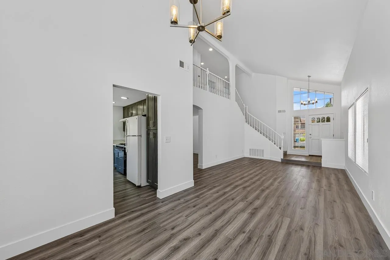 7125 Penera Court, San Diego, CA 92126 - Photo 4 of 46, San Diego, CA
