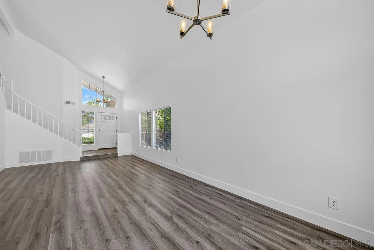 7125 Penera Court, San Diego, CA 92126 - Photo 5 of 46, San Diego, CA