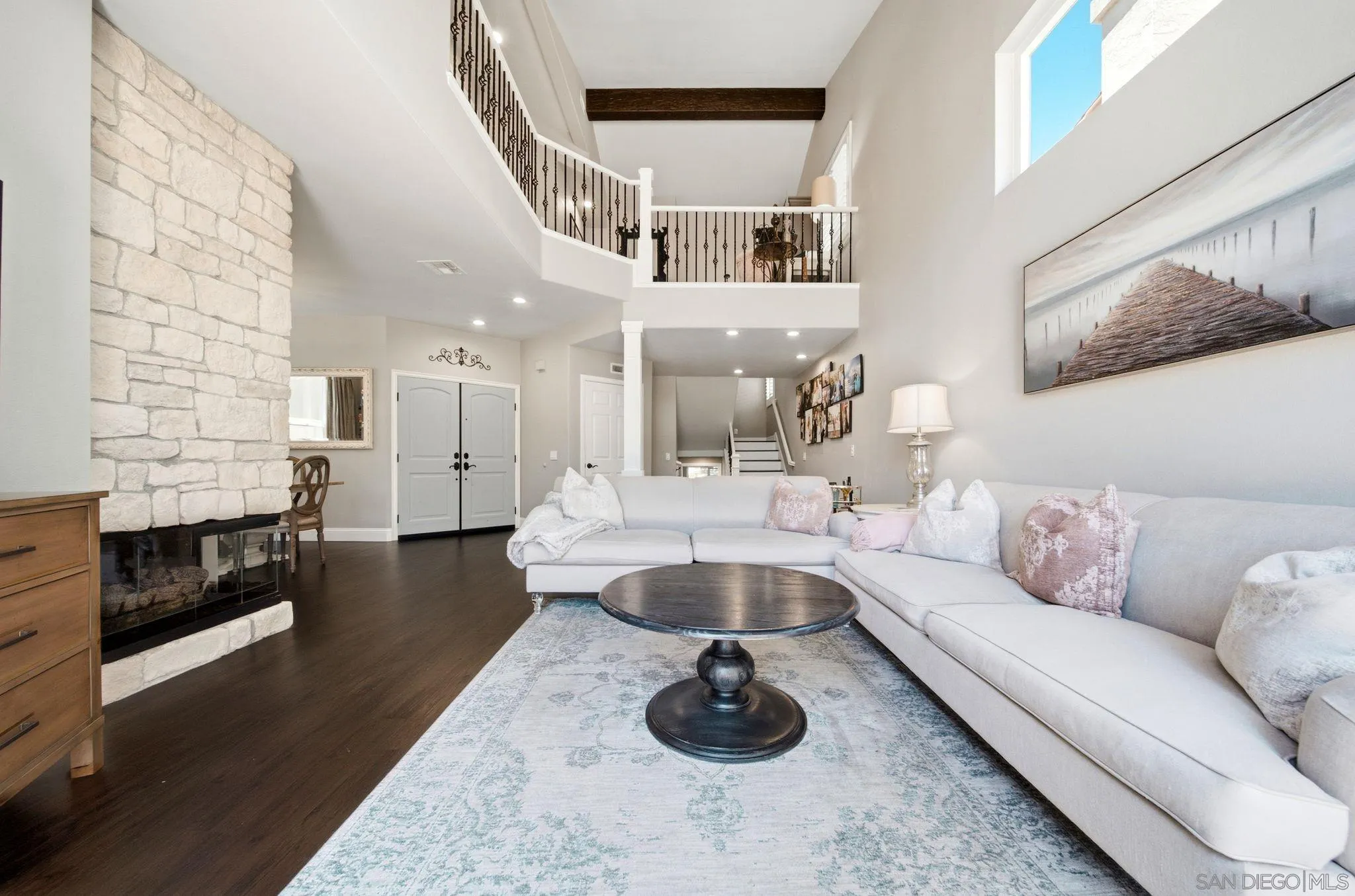 https://cdn.realtyfeed.com/cdn/127/260015761/09b229cda0b51c1db1ade1fd53439447.webp