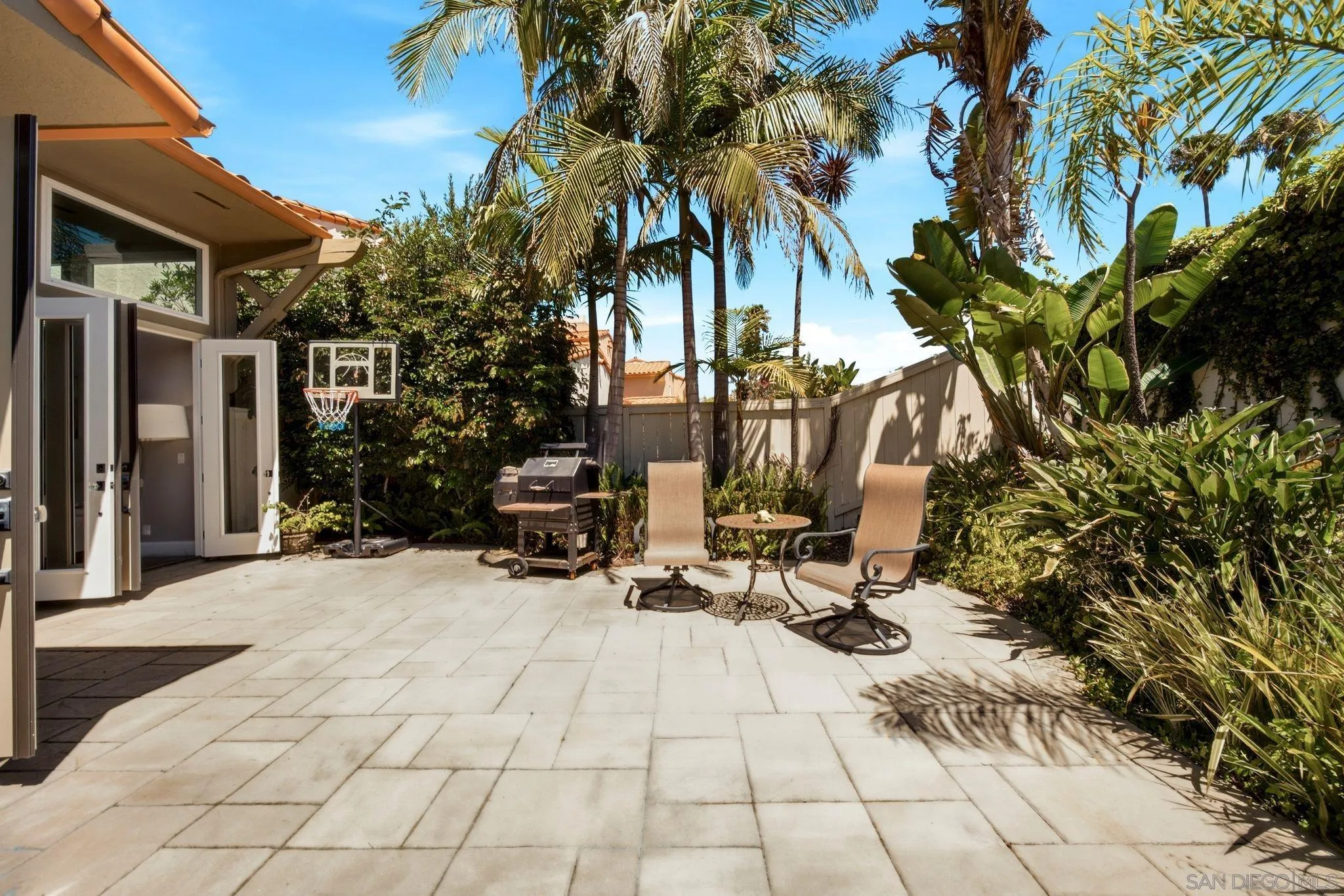 https://cdn.realtyfeed.com/cdn/127/260015761/266b8d1ded842b0d5aa0248d5564c8d4.webp