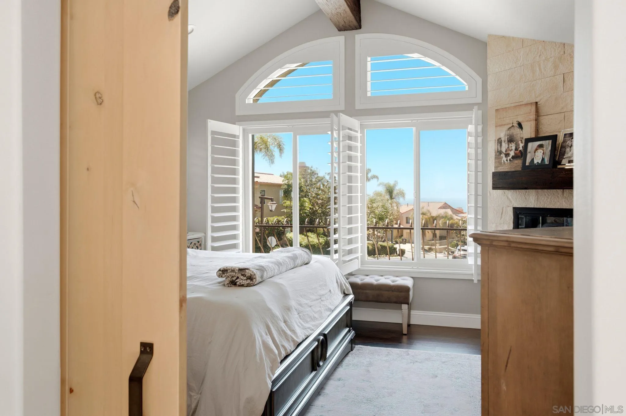 https://cdn.realtyfeed.com/cdn/127/260015761/35f0220f3ca610fc48415d182434e5ca.webp