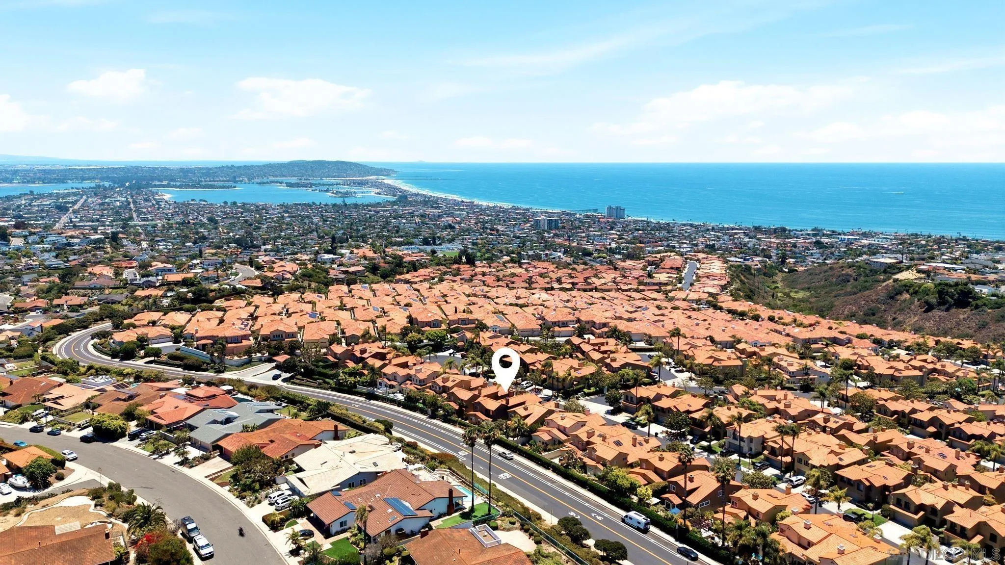 https://cdn.realtyfeed.com/cdn/127/260015761/4482276518cccae8e99929915e8ba0d4.webp
